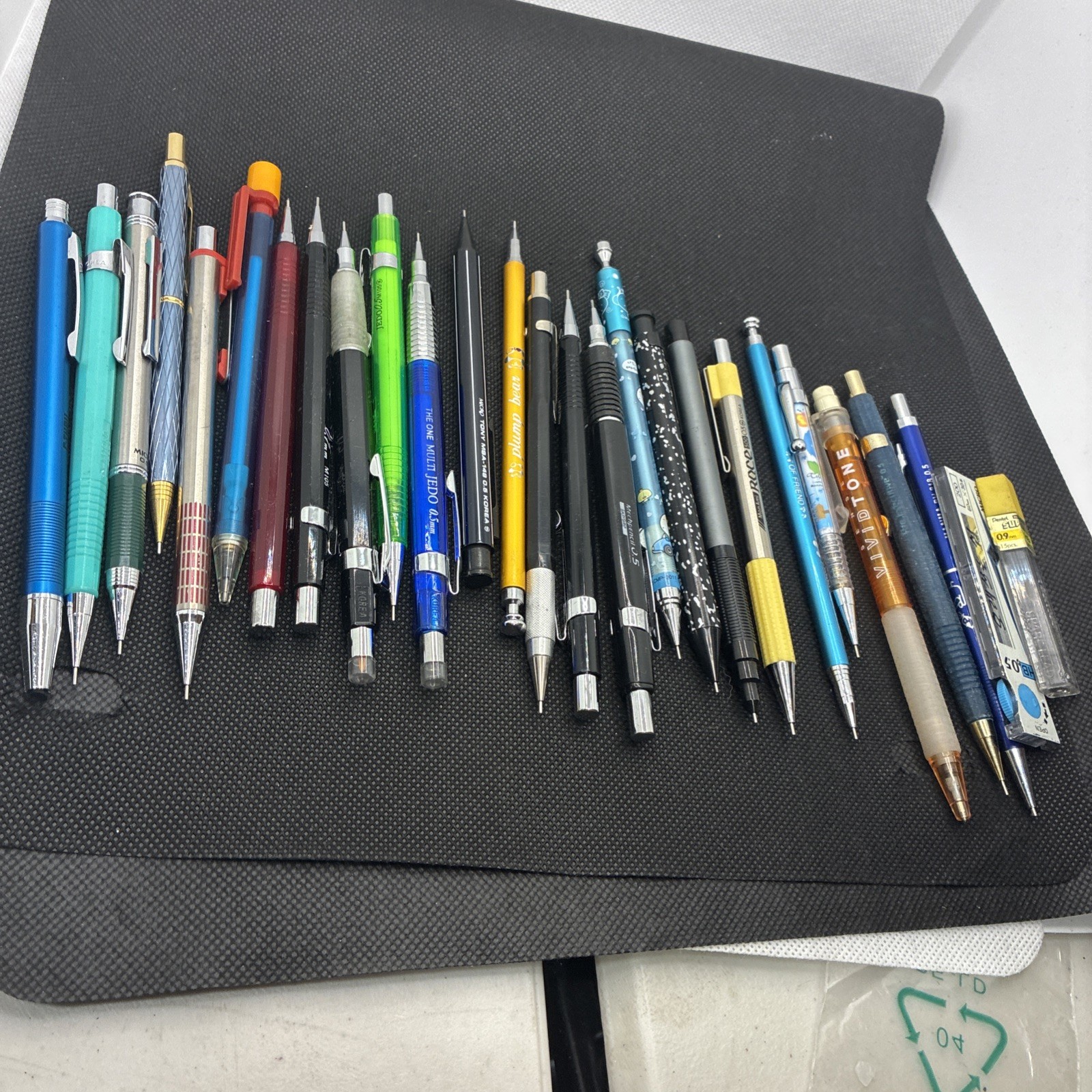 20 Mechanical Pencils Vintage Used Lot #116 LOCbbb