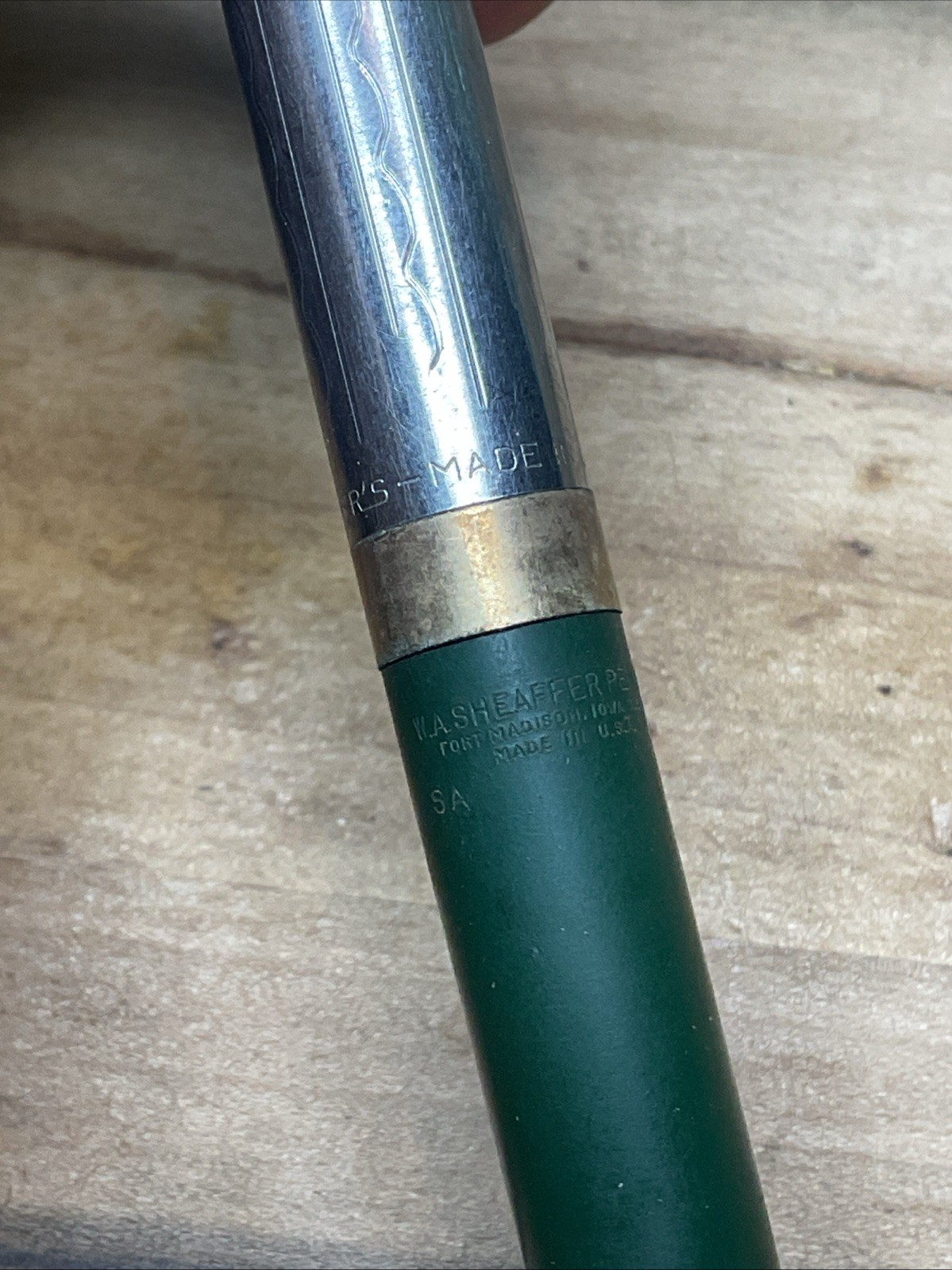 1945 Lifetime Sheaffer’s Forest Green Tucky-Away clip pencil B30
