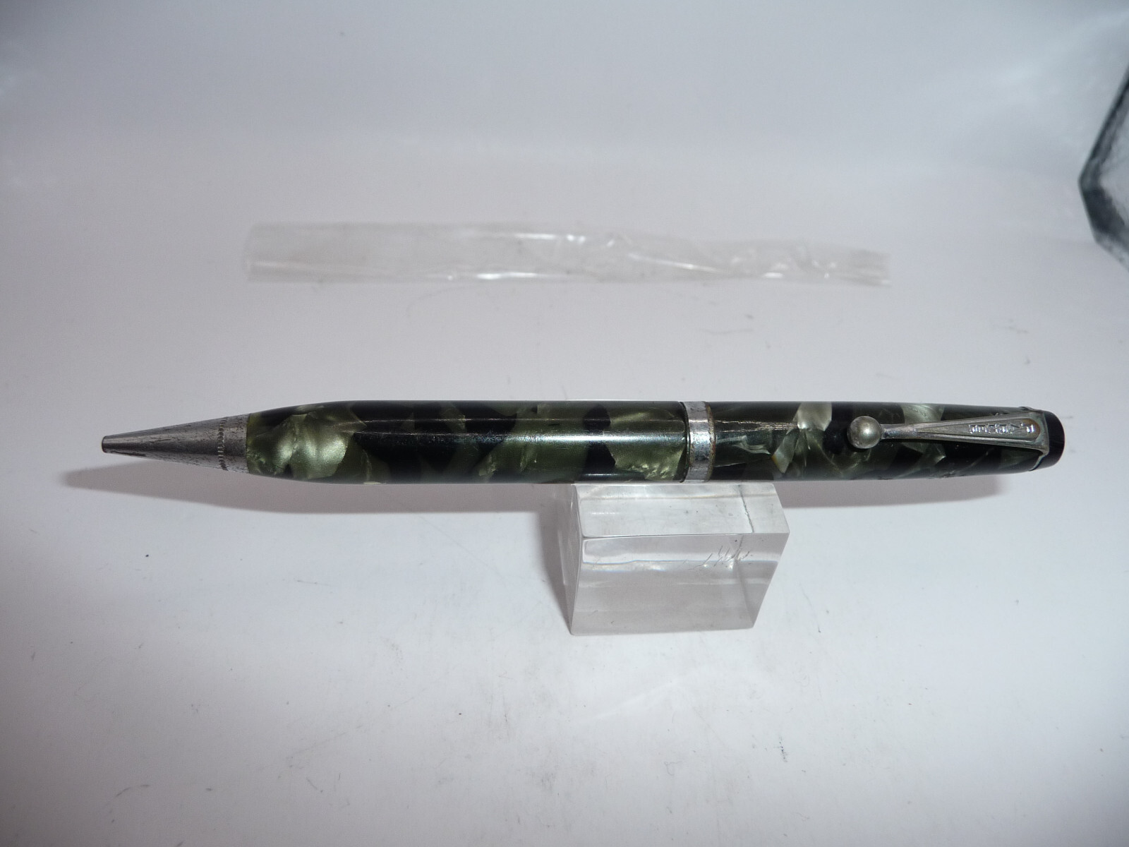 Parker Vintage Black and Gray 1935 Challenger Marble Pencil-working