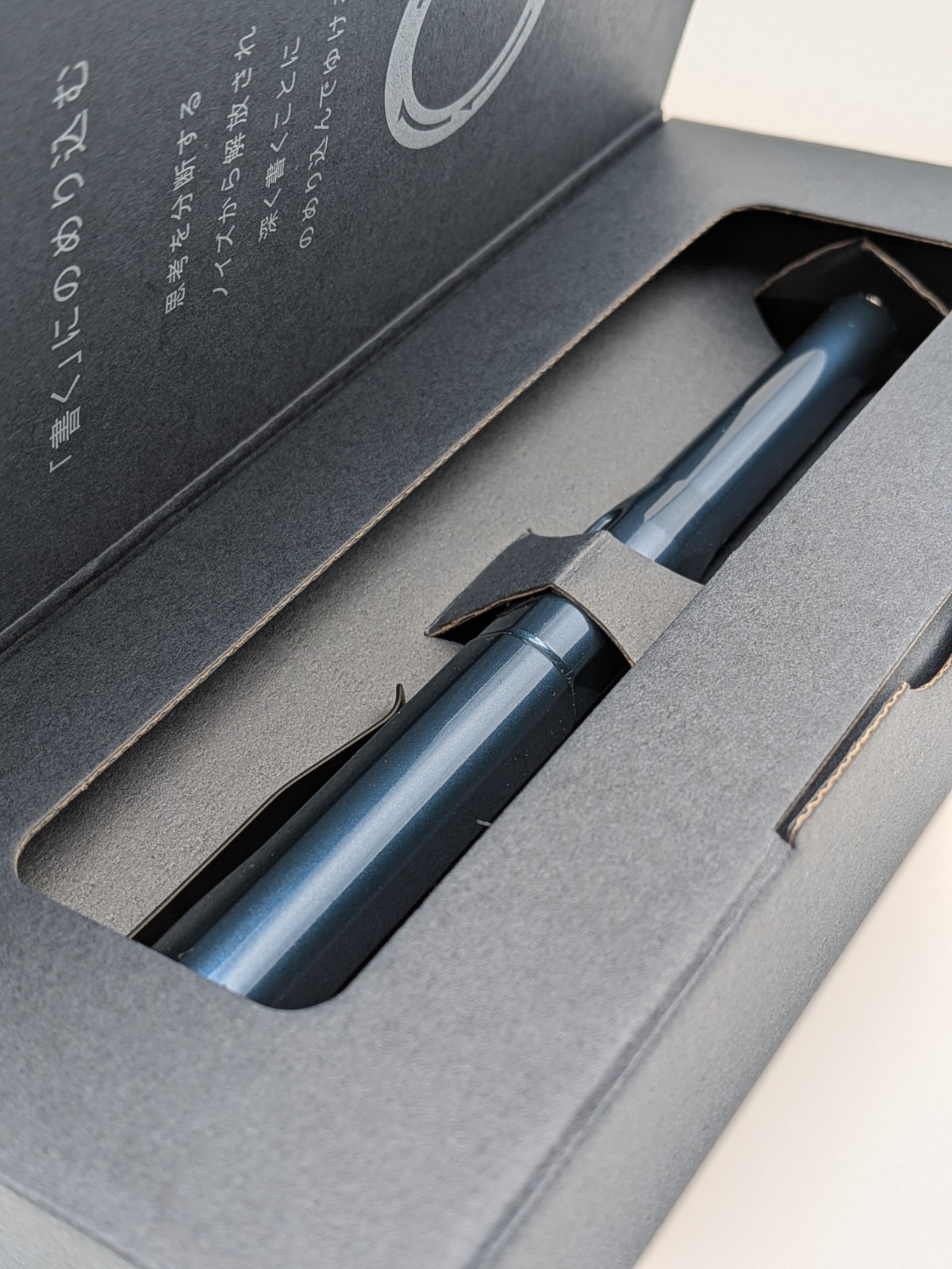 Uni Kuru Toga Dive 0.5mm Mechanical Pencil M5-5000 Abyss Blue Japan