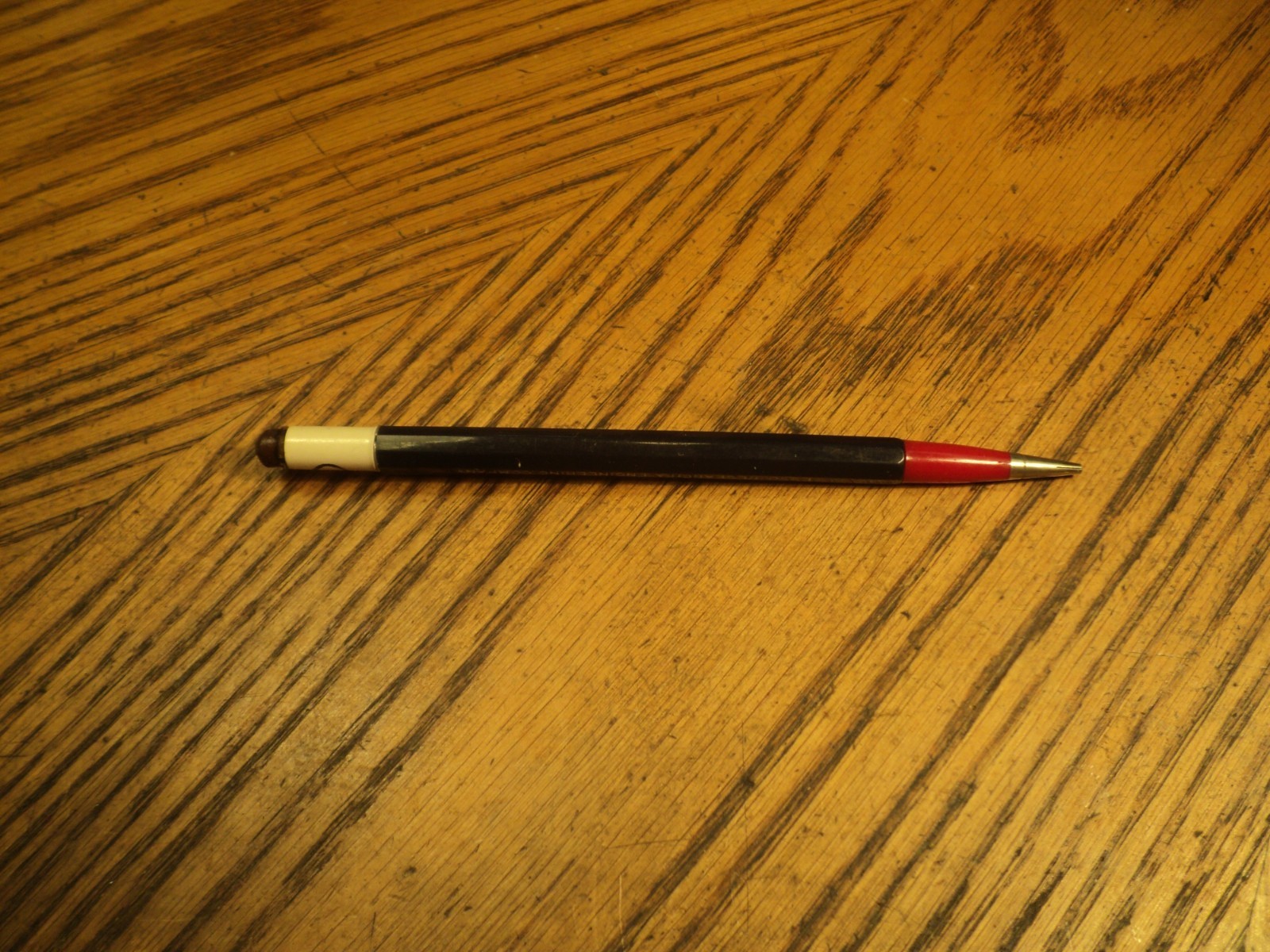 Vintage Durolite Mechanical Pencil Esso Research & Engineering 5-1/2″ Long S