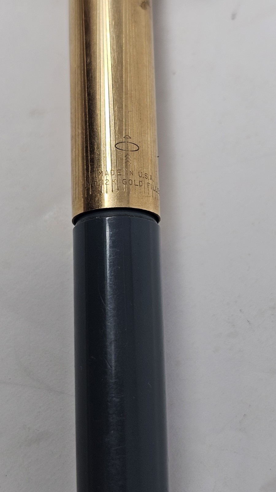“PARKER * 1/10 12K GOLD FILLED…” Grey/Gold Trim Cap-Act. Working Mech Pencil