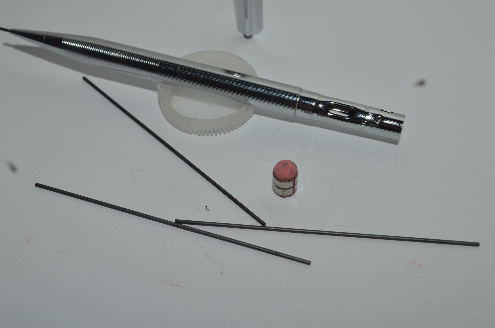 Cross Classic Century Mechanical Pencil .9mm Fluted Knurled Grip Chrome USA Made