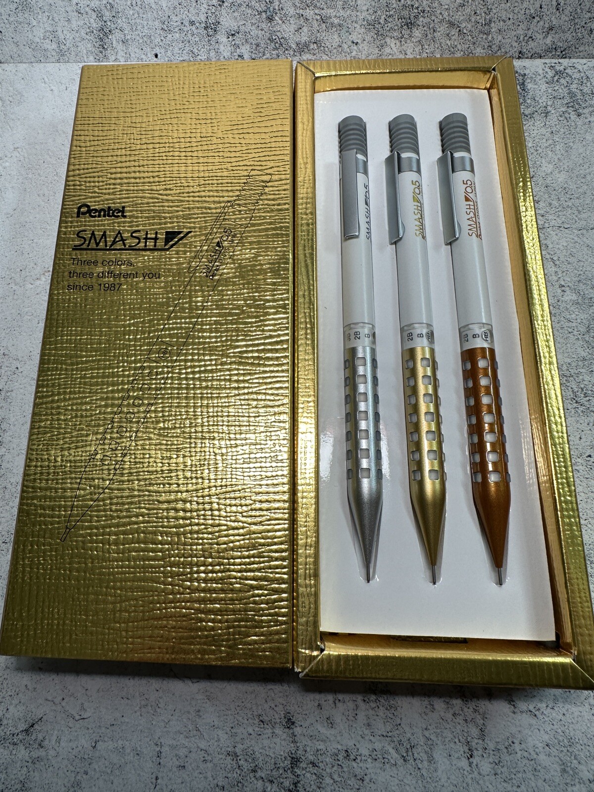 Pentel Smash Tsutaya Limited Q1005 0.5mm Gold Silver Bronze Set Of 3 Gift Set