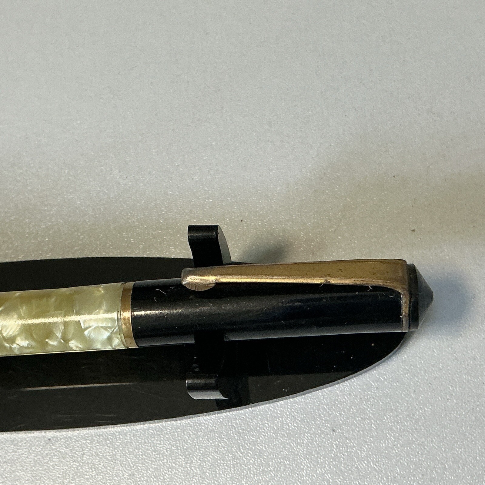 Vintage Mechanical Pencil – Crème Marbling And Black – B138
