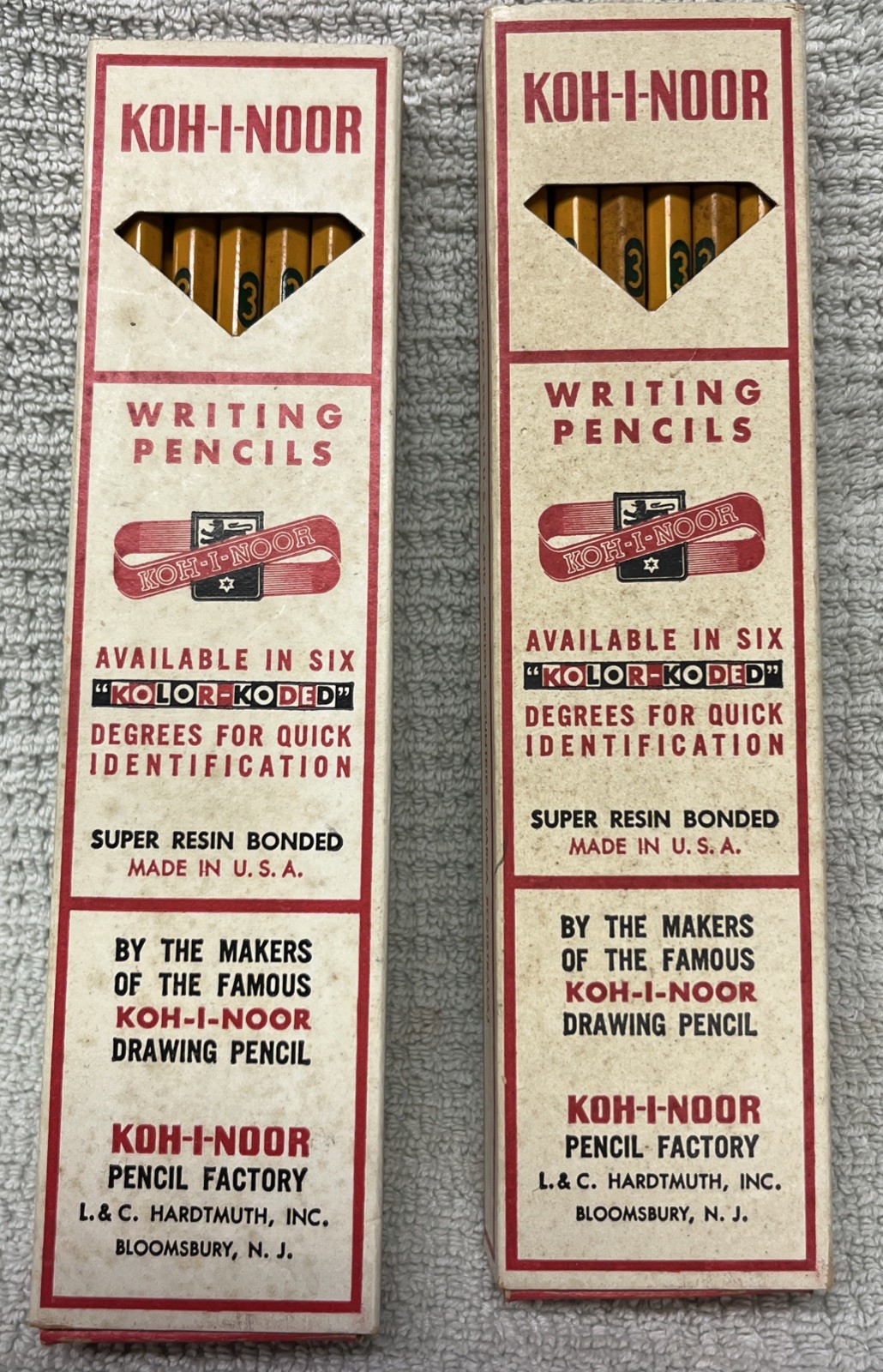 Vintage Lot 2 Boxes KOH-I-NOOR Sharpened 23X Writing Pencils 555 – 3 mint!