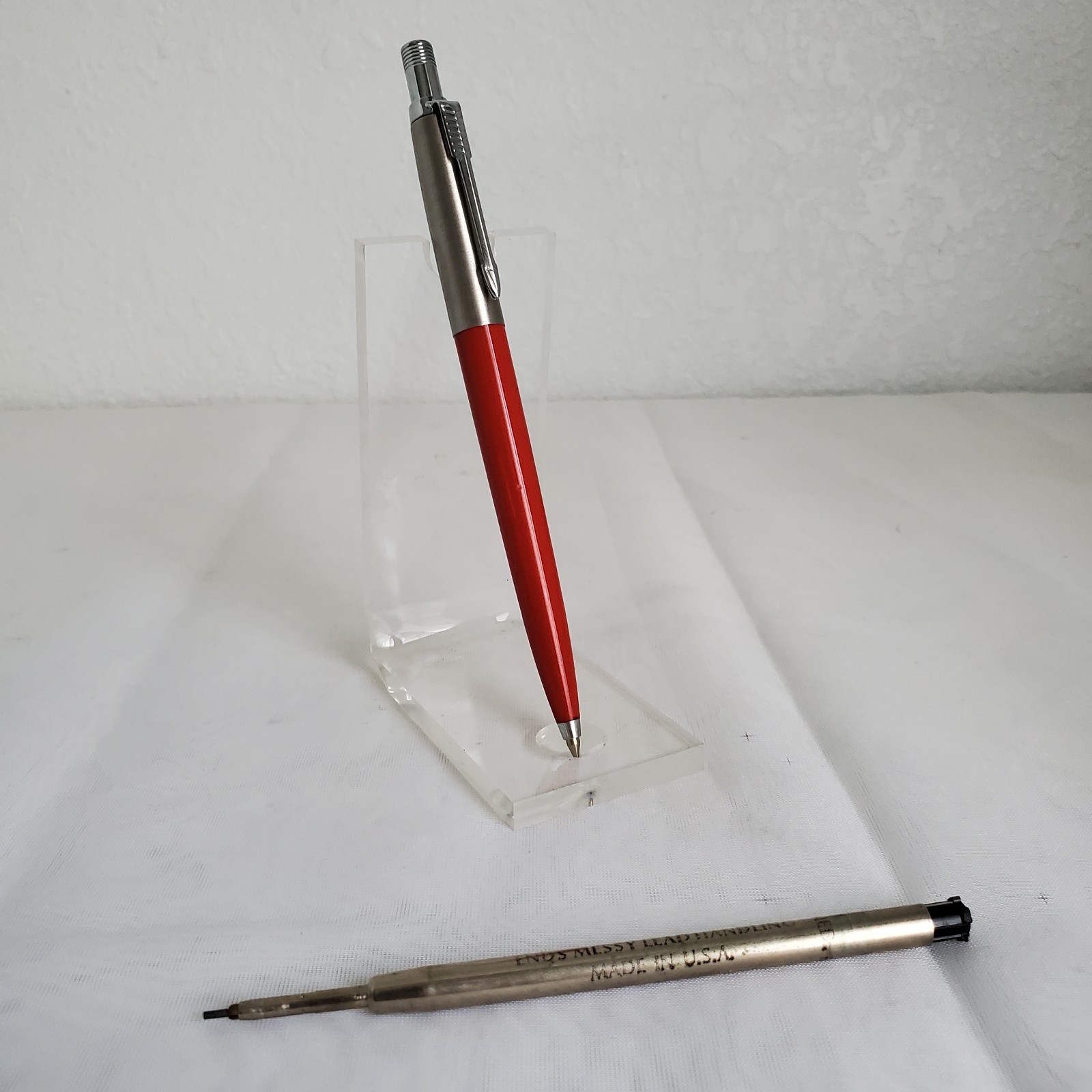 Parker Jotter Red Mechanical Pencil Brass Threads W/ Extra Blue Pen Refill