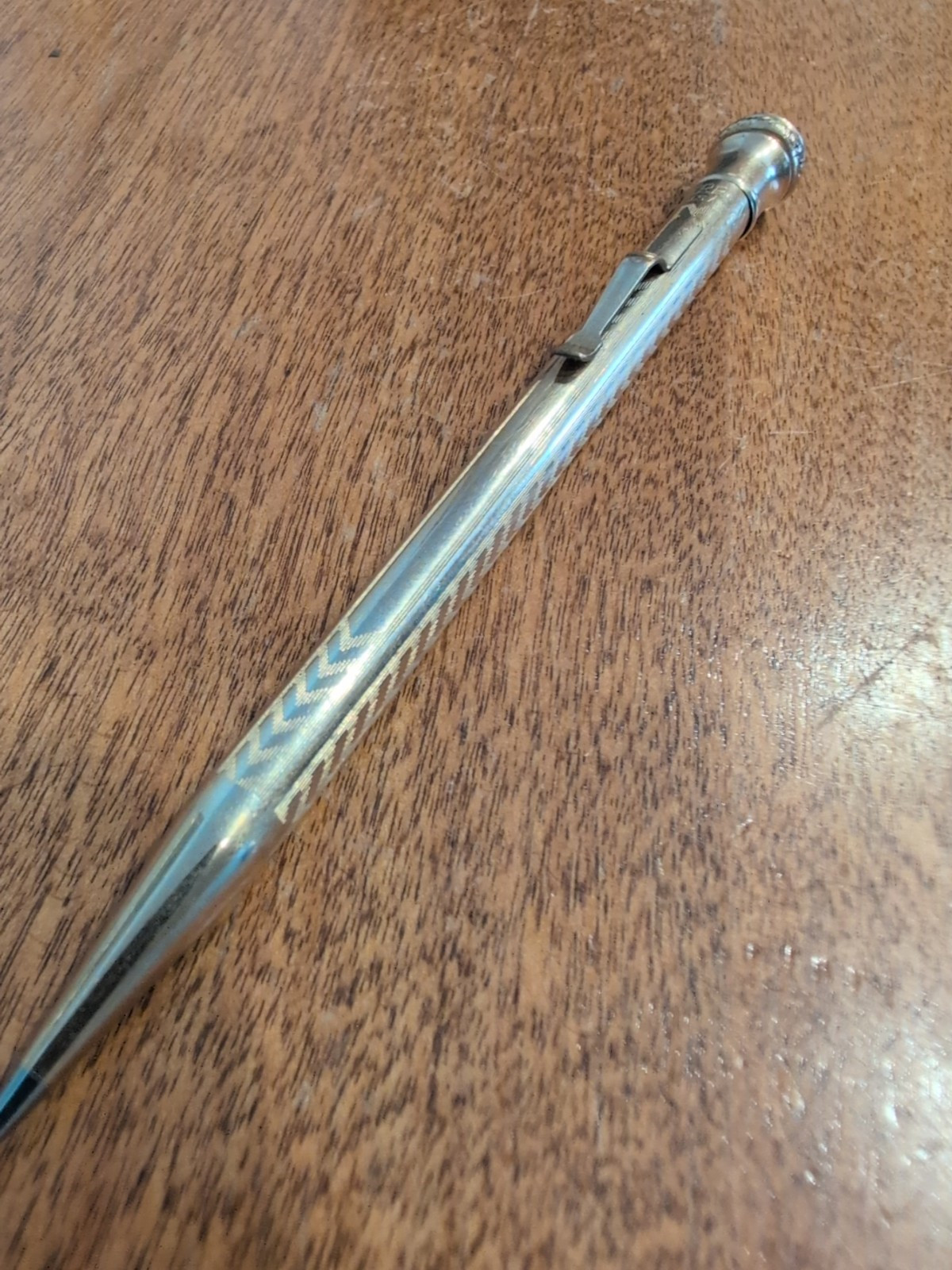 Wahl Eversharp Gold Filled Dart Pattern 1.1mm Pencil w/Clip – 1920’s – USA