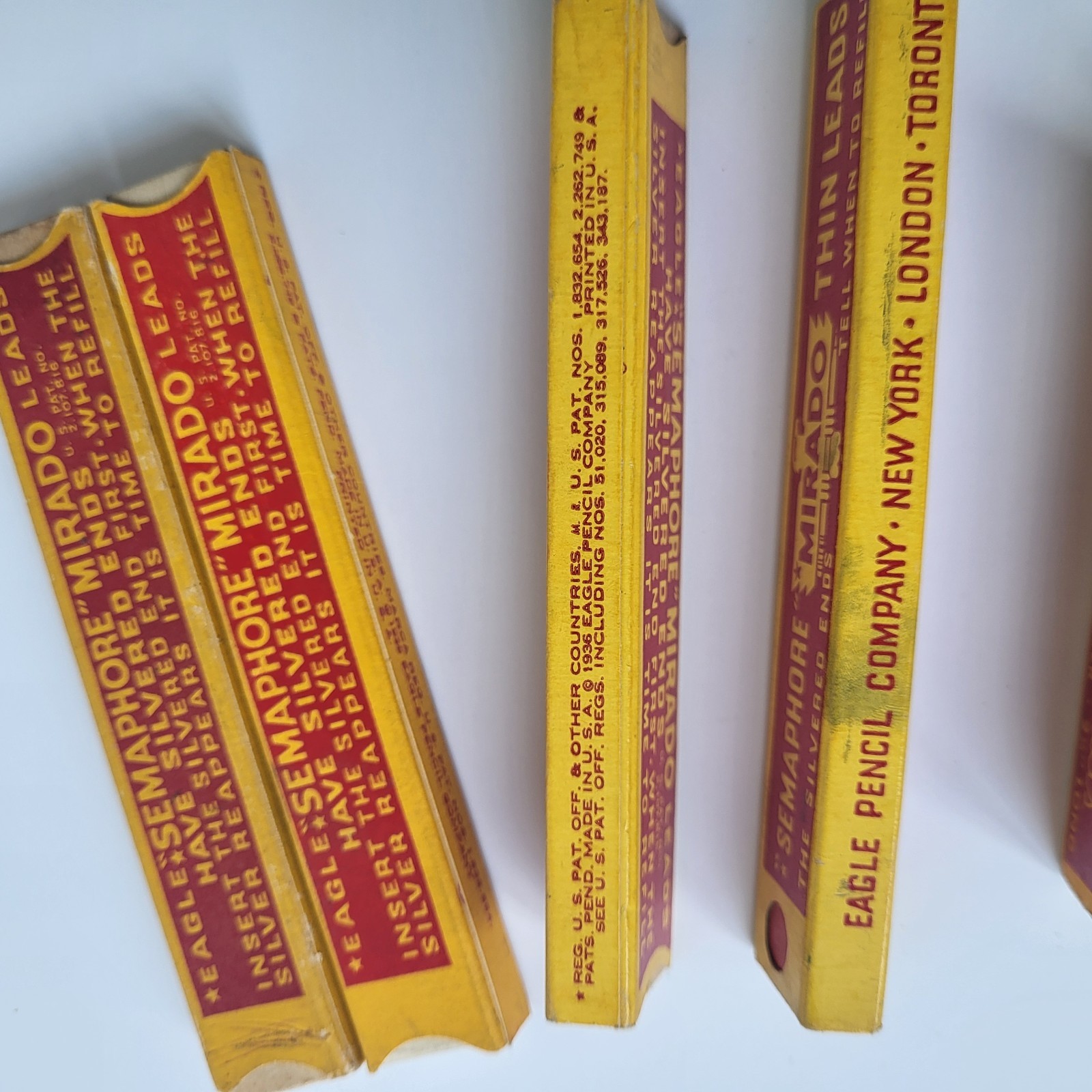 Vintage Eagle Mirado Semaphore Red Black Thin Leads Refills (5) Made USA – USED