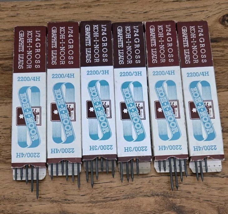 Vintage Graphite Drawing Leads Lot Of 10-Koh-I-Noor-Staedtler-Eagle-Mixed Sizes