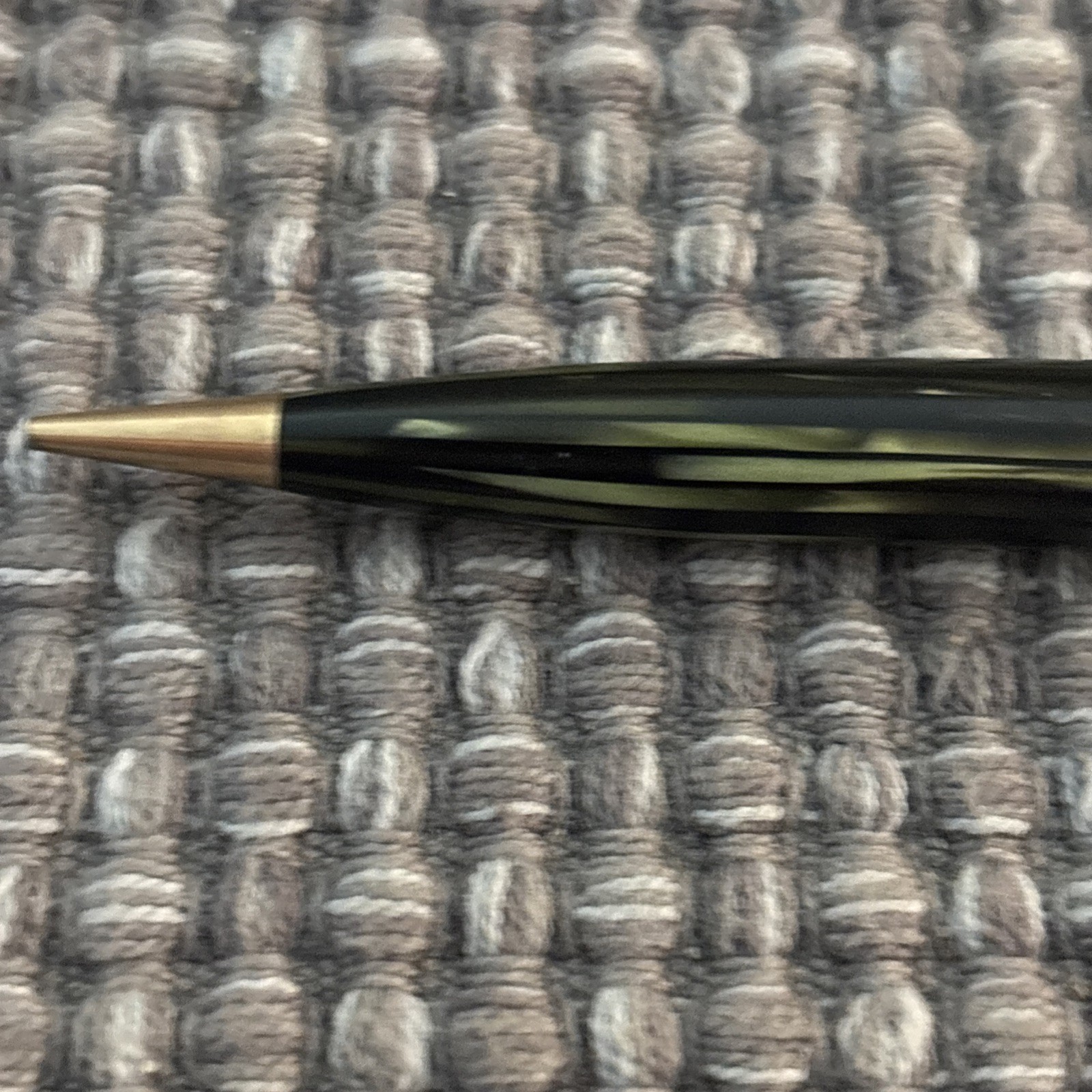 Sheaffer Balance 400 Mechanical Pencil – Standard Size, Marine Green Striated