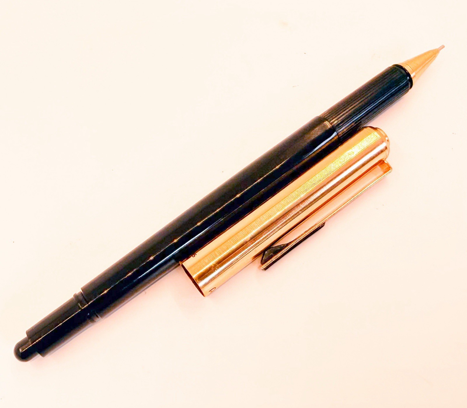 Pentel CIL P2135 0.5mm Mechanical Pencil Cap style black gold Early Kerry