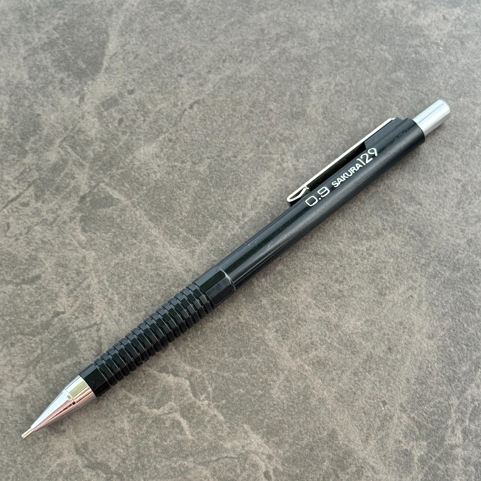 Sakura 129 Black Mechanical Pencil, Vintage Japan Black Color – 0.9mm Lead