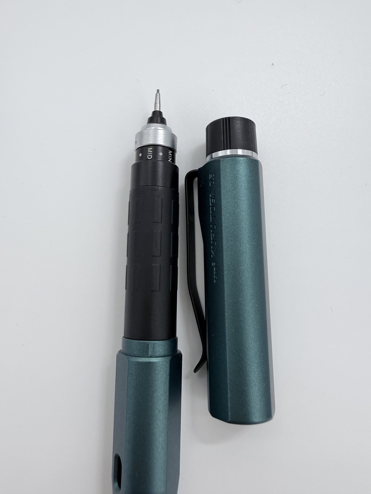 Uni Kuru Toga Dive 0.5mm Mechanical Pencil M5-5000 Dense Green Mitsubishi NEW