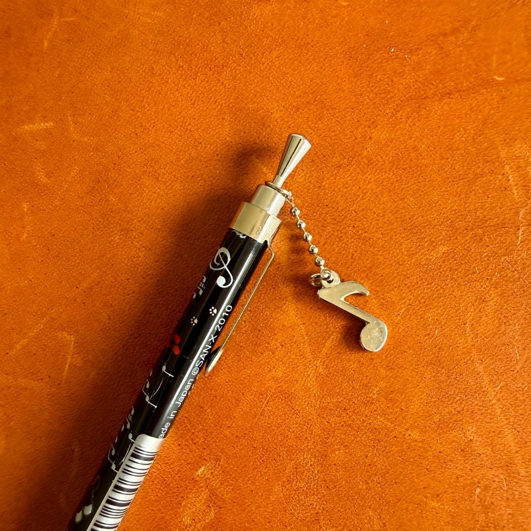 Socks Cat Kutusita nyanko mechanical pencil with musical note charm