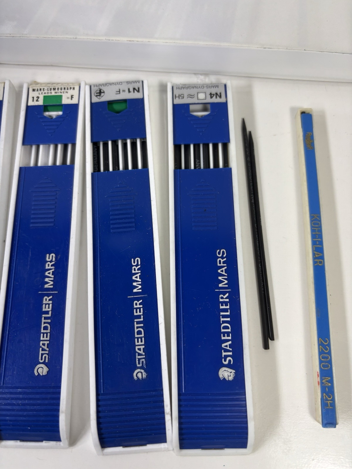 Staedtler Mars Lumograph Castell Drafting Drawing Pencil Leads 2H 3H 4H HB