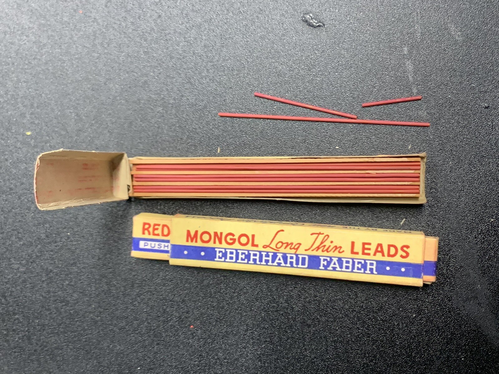 Vintage Eberhard Faber MONGOL RED 1.18mm 4″ NOS 22 Piece Mechanical Pencil Leads