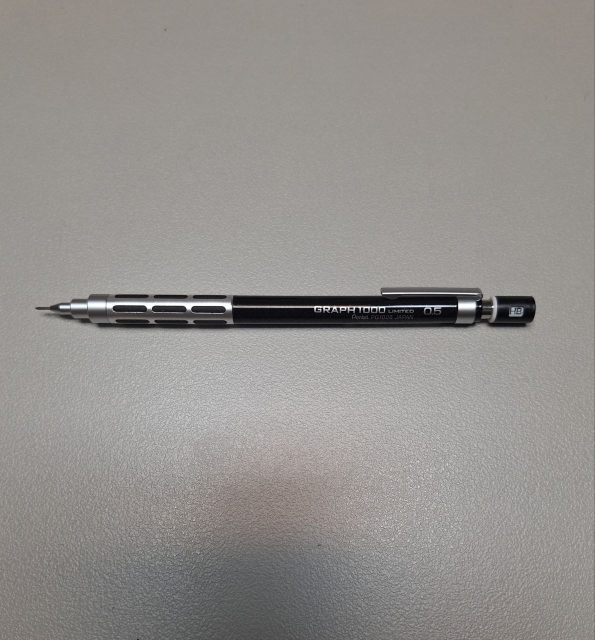 Pentel Discontinued Mechanical Pencil – Graph 1000 Limited Edition 8 Pearl Black