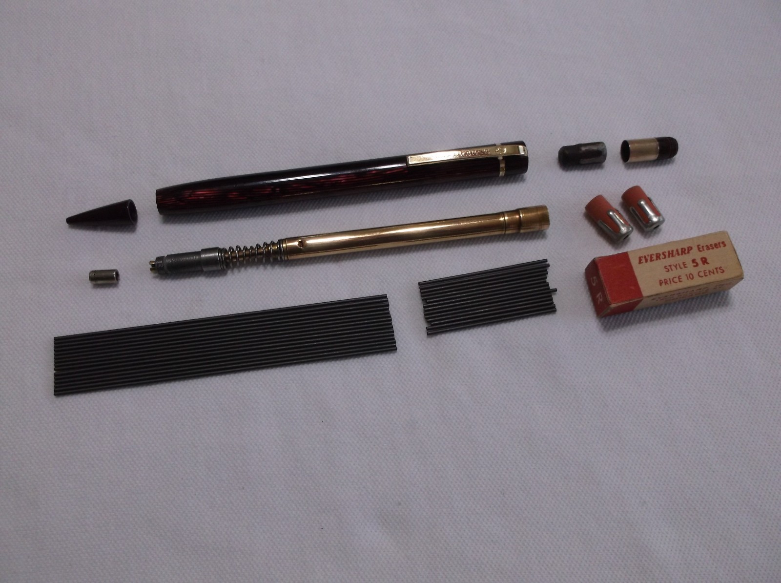 VINTAGE EVERSHARP SKYLINE RED STRIPE MOIRE MECHANCIAL PENCIL / 1.1 mm LEAD