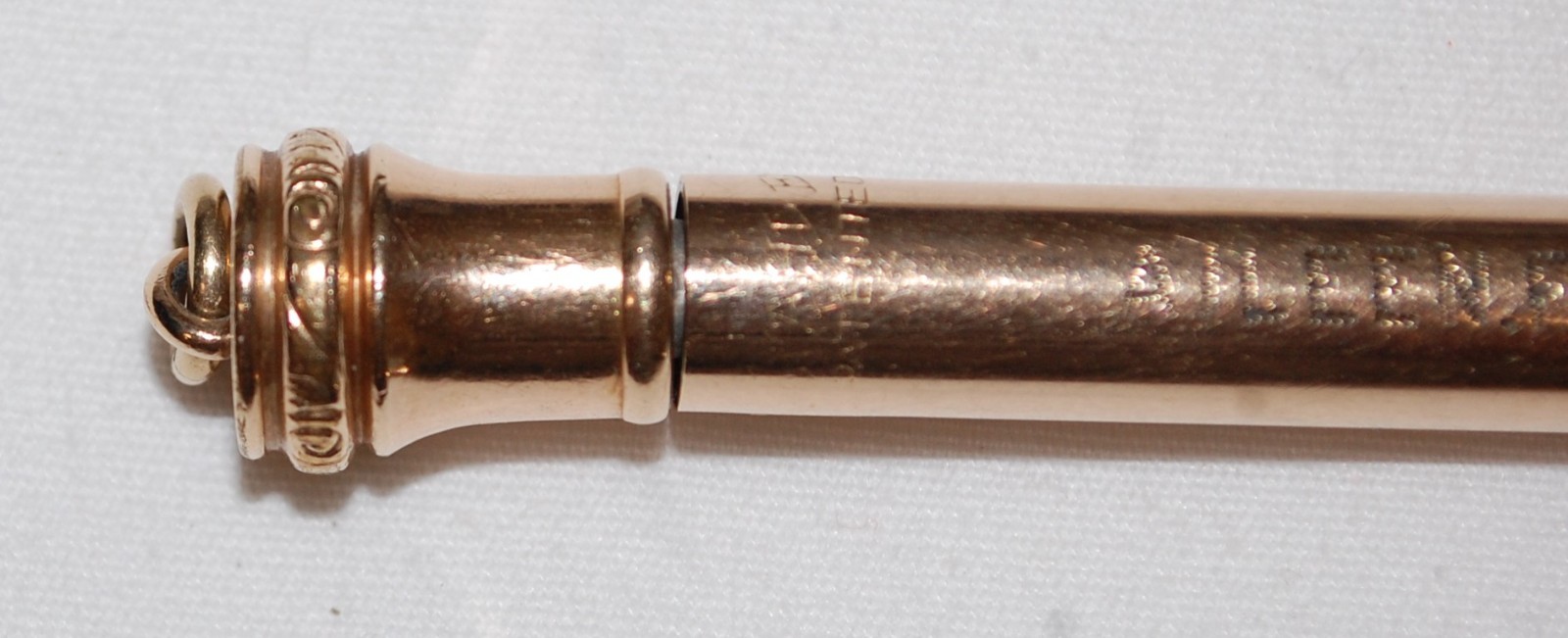 WAHL EVERSHARP Gold Filled Pencil Smooth Sides Engraved Needs Lead Preowned