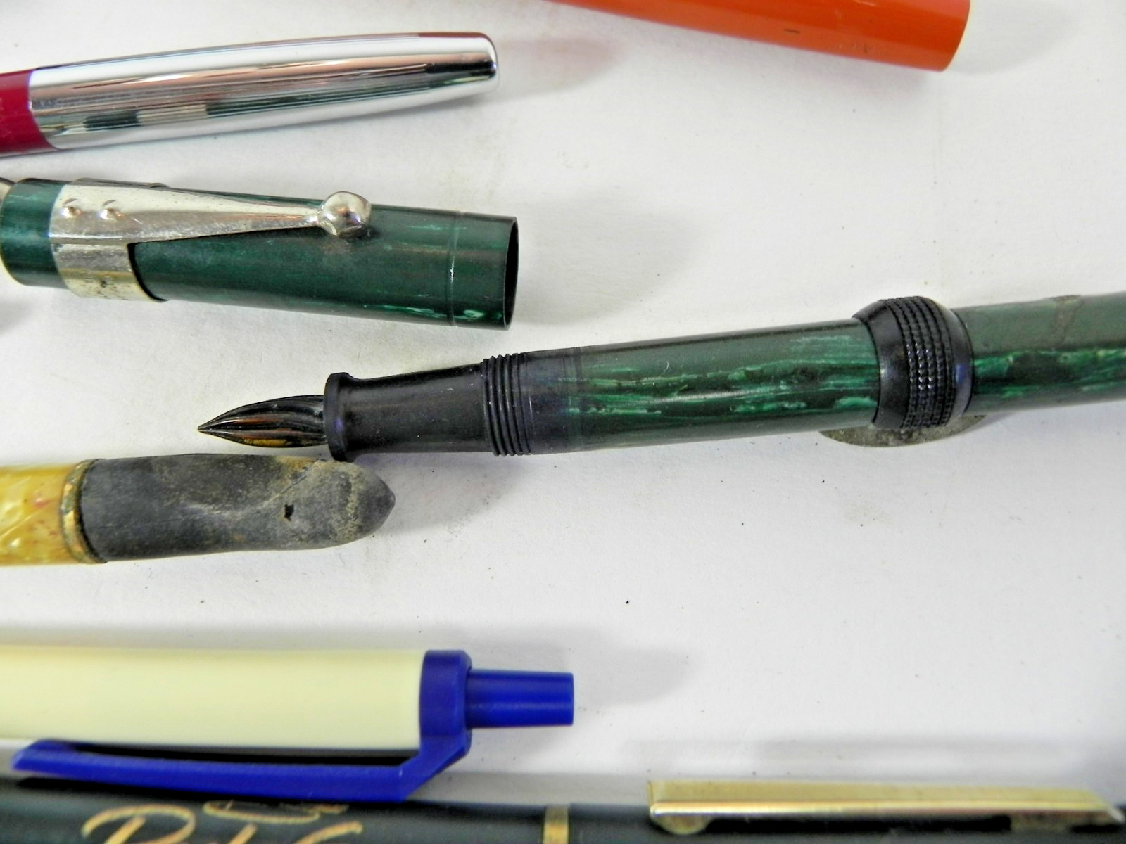 Large Lot of Vintage Advertising, Sheaffer, Fountain, Mechanical Pens & Pencils