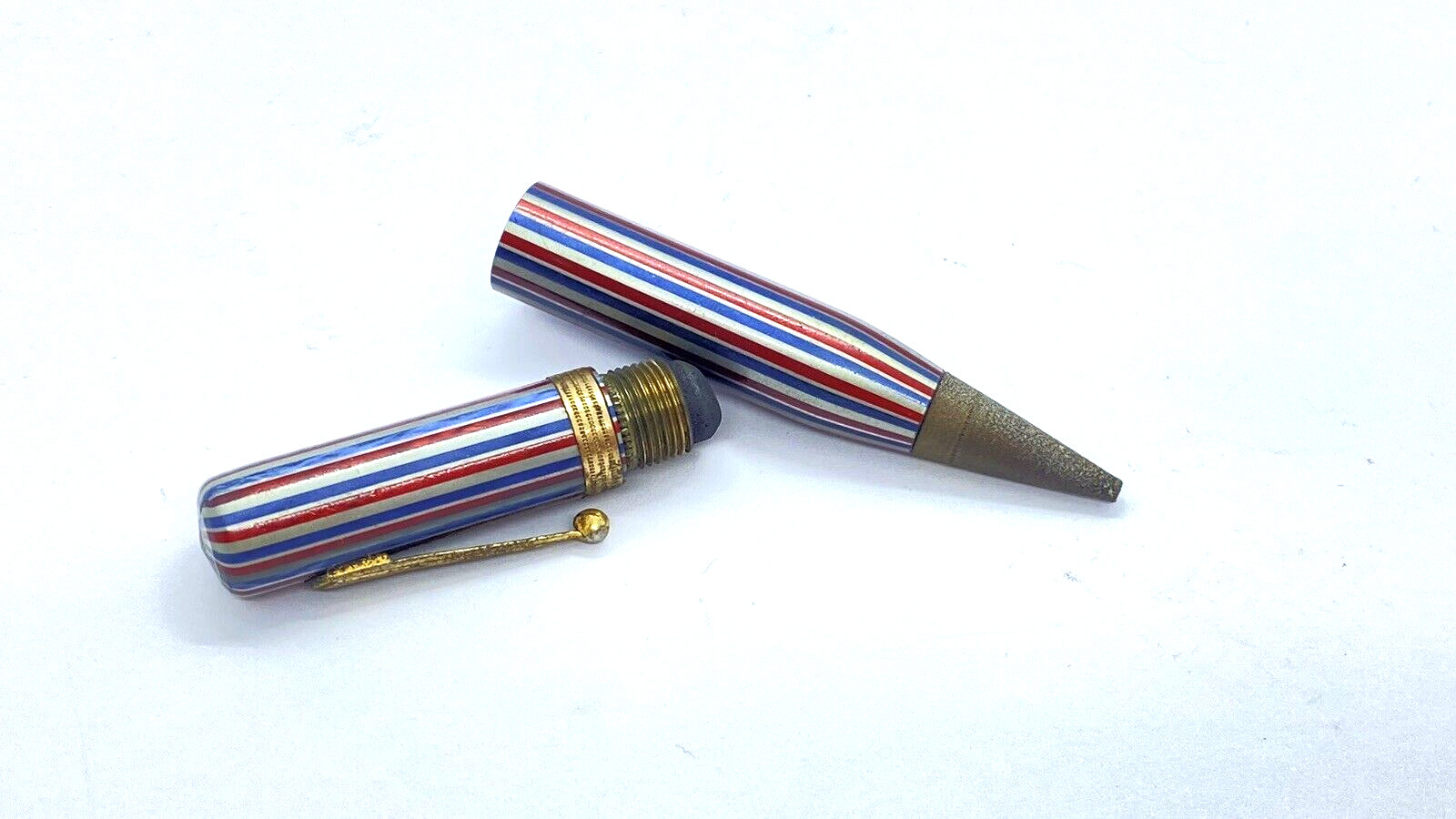 VINTAGE MAJESTIC MINI PENCIL IN TRI COLOR RED & BLUE & WHITE MADE IN USA