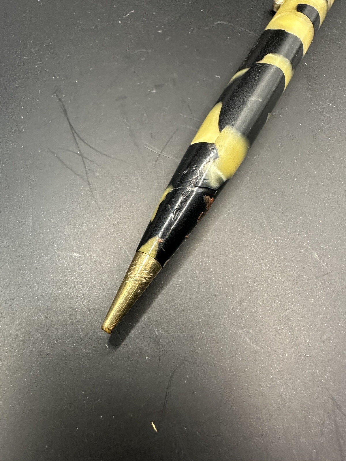 1930’s Sheaffer Celluloid Balance Mechanical Pencil Black & Pearl *Chips/Repairs