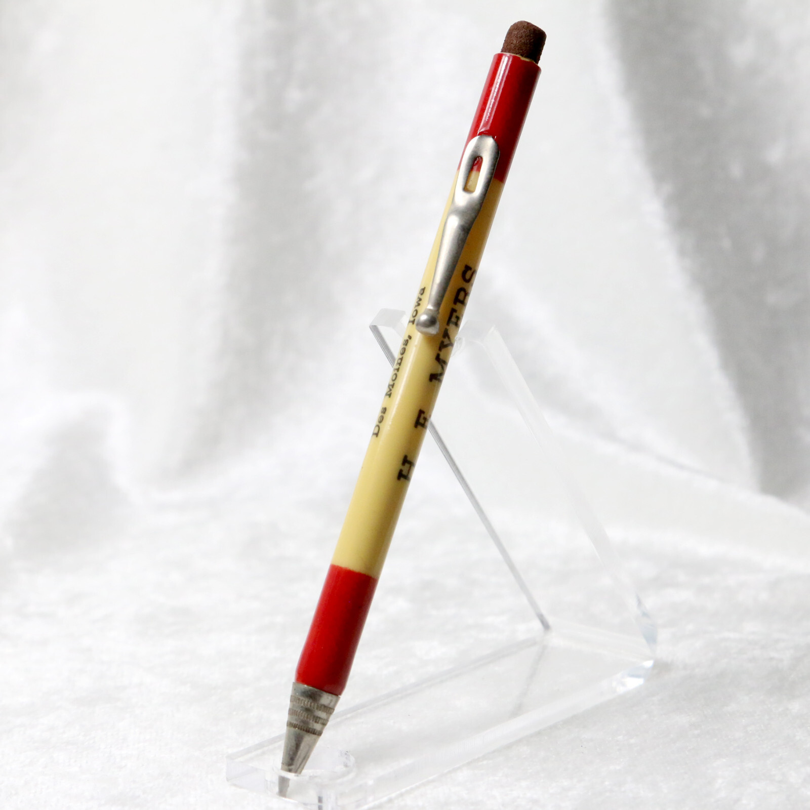 VTG 1930’s White & Red Celluloid Des Moines Iowa Advertising Mechanical Pencil