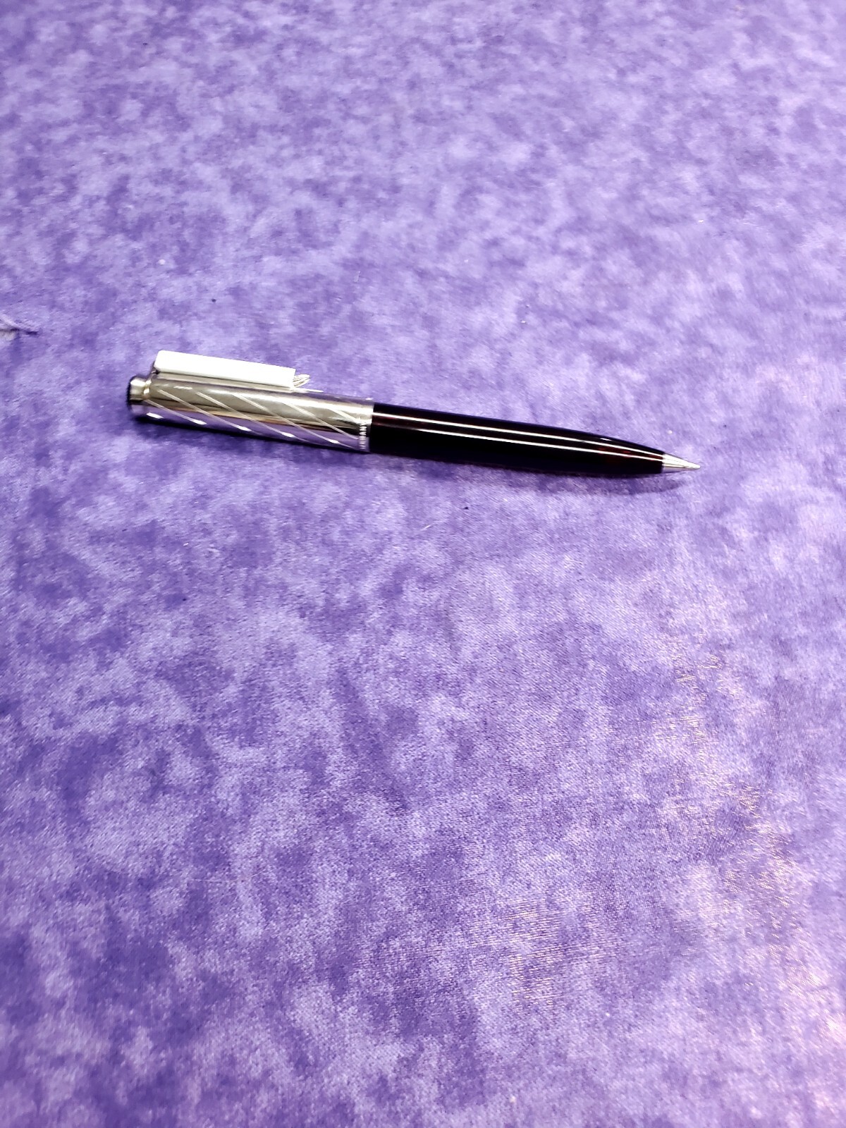💥NEW💥PELIKAN TWIST MECHANICAL PENCIL D625 DARK RED TRANSPARENT 💥RARE MODEL💥