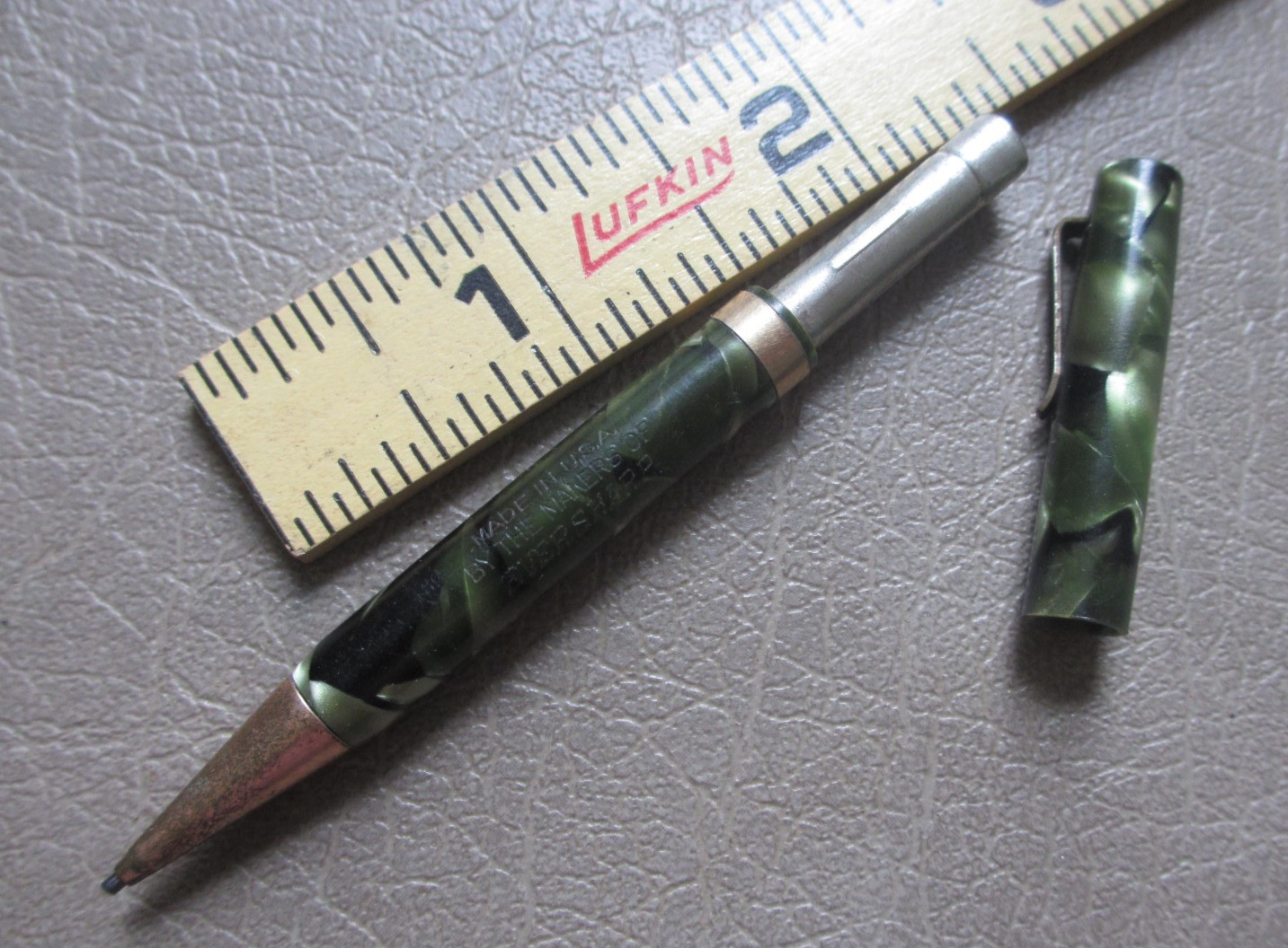 Vintage Eversharp Mini 3-3/4″ Mechanical Twist Pocket Pencil Green Marble USA