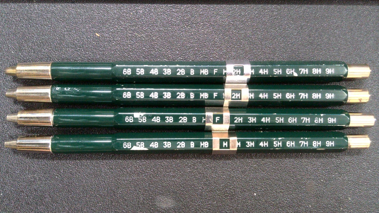 Lot of 4 Vintage Venus Drafting Drawing Pencil Green Hex Body All Metal