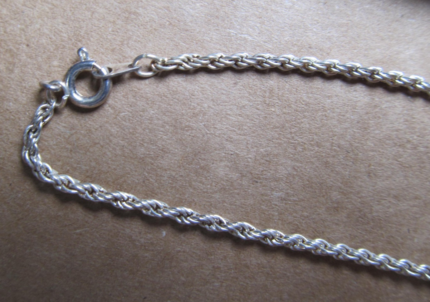 Vintage ~ Hauser Ink Pen / Necklace on Chain with Floral Rose Design ~ Works