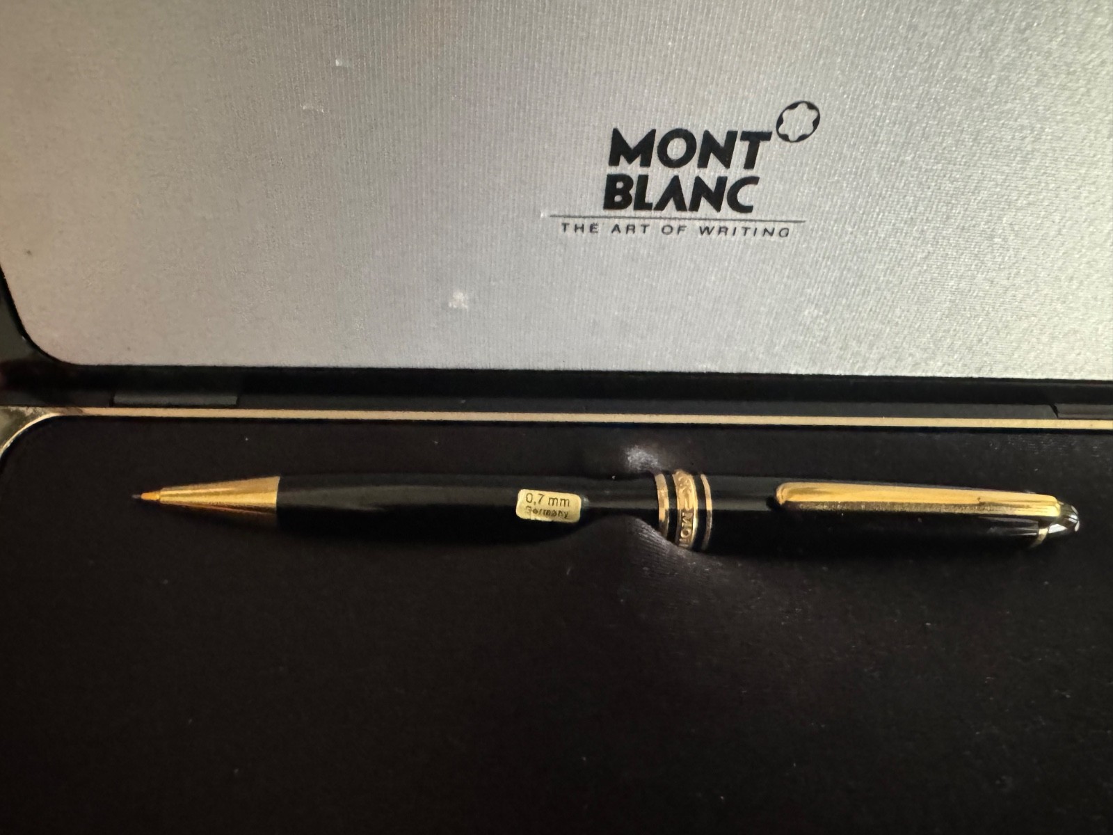 MONTBLANC MECHANICAL PENCIL (—- MINT—-) 0.7mm