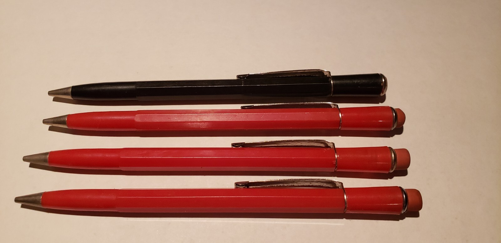 Lot 3 RED 1 Black WEAREVER MECHANICAL PENCILS Used Vintaage 70s 80s and lead
