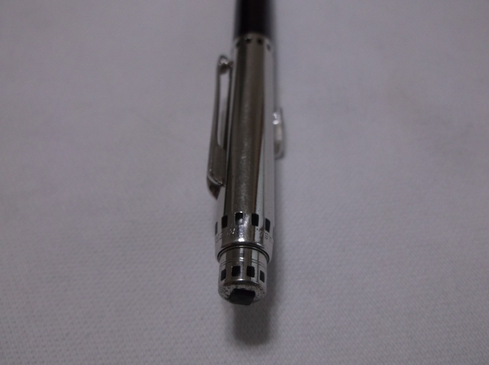 VINTAGE WAHL EVERSHARP CORONET BLACK / CHROME REPEATER PENCIL / 1.18 mm LEAD