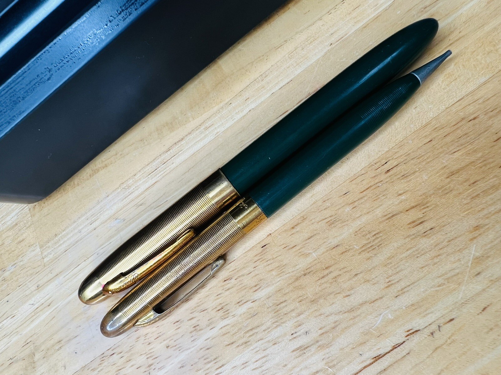 Vintage Sheaffer’s Fineline Green & Gold Twist Mechanical Pencil & Pen Set USA