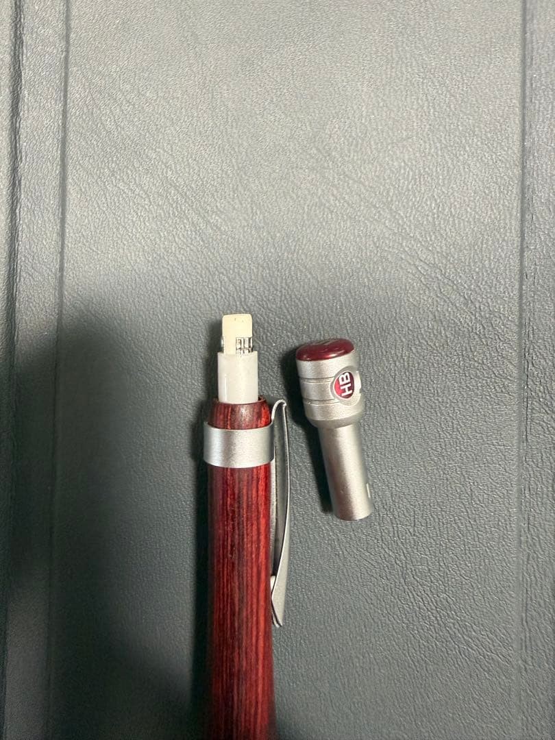 Pilot s20 red 0.5 price reduction available