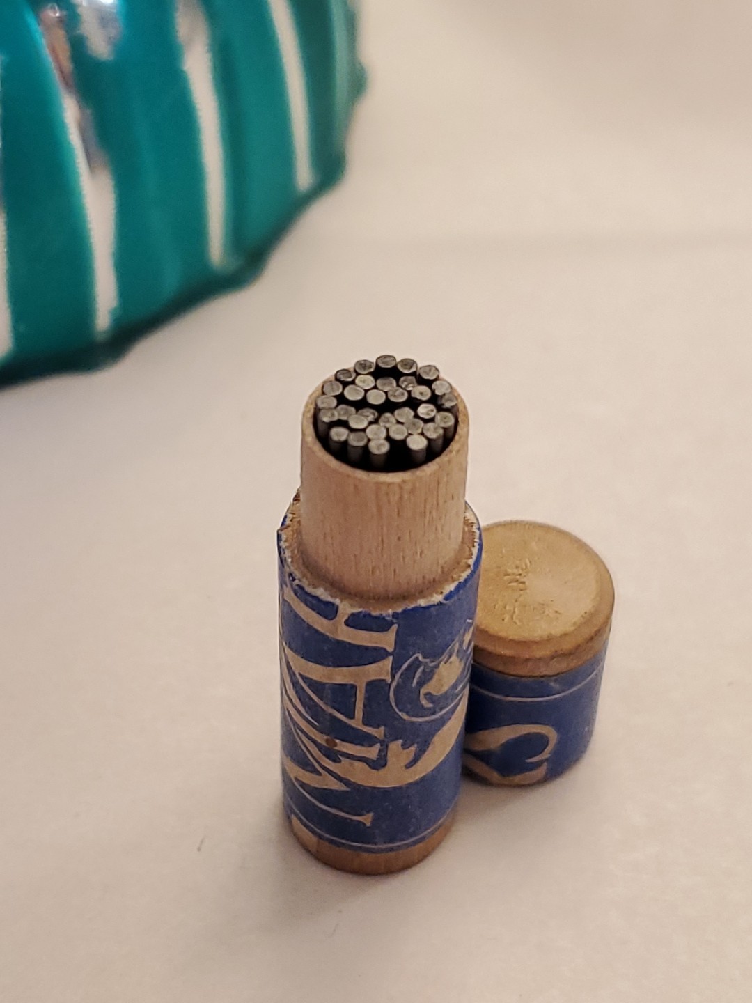 Vintage Mars J.S. Staedtler Inc. Grade H Leads No 8391 Round Wooden Container