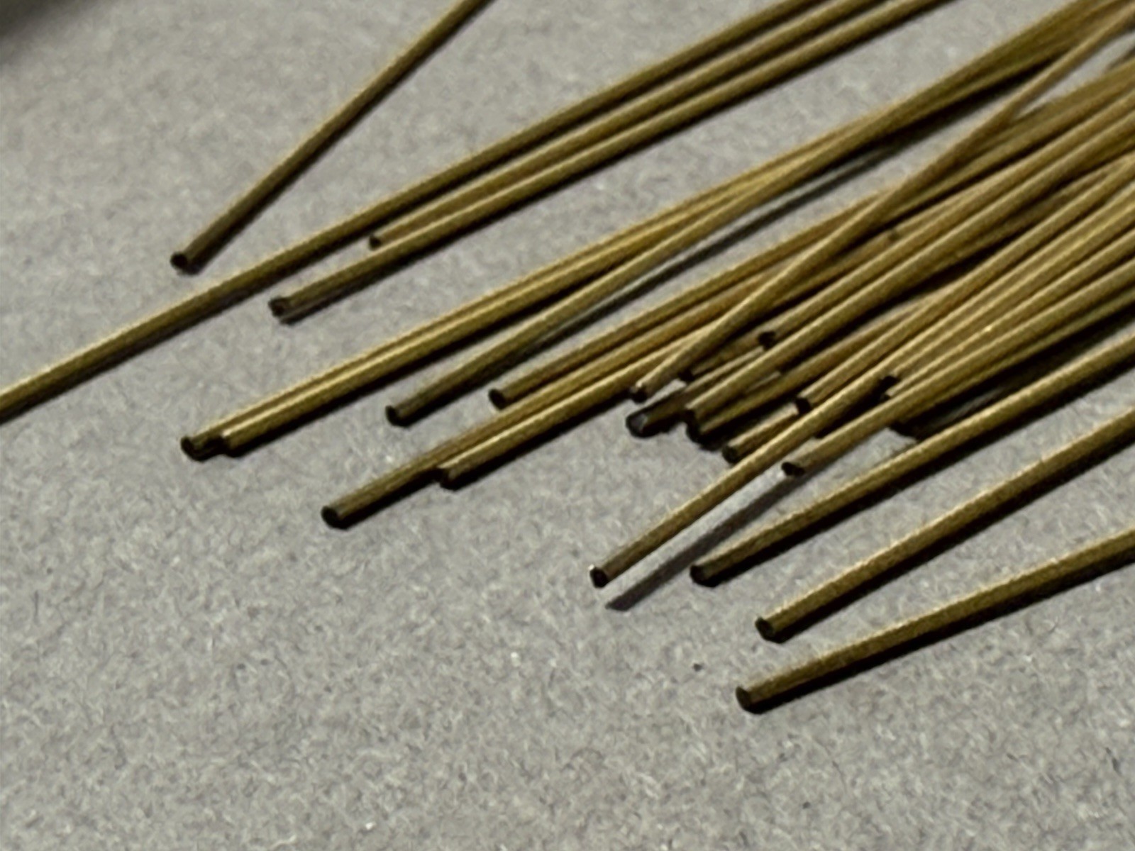 RARE Box Vintage Japanese GOLD Pencil Lead Coleen 2H NOS 0.5 30 leads JIS