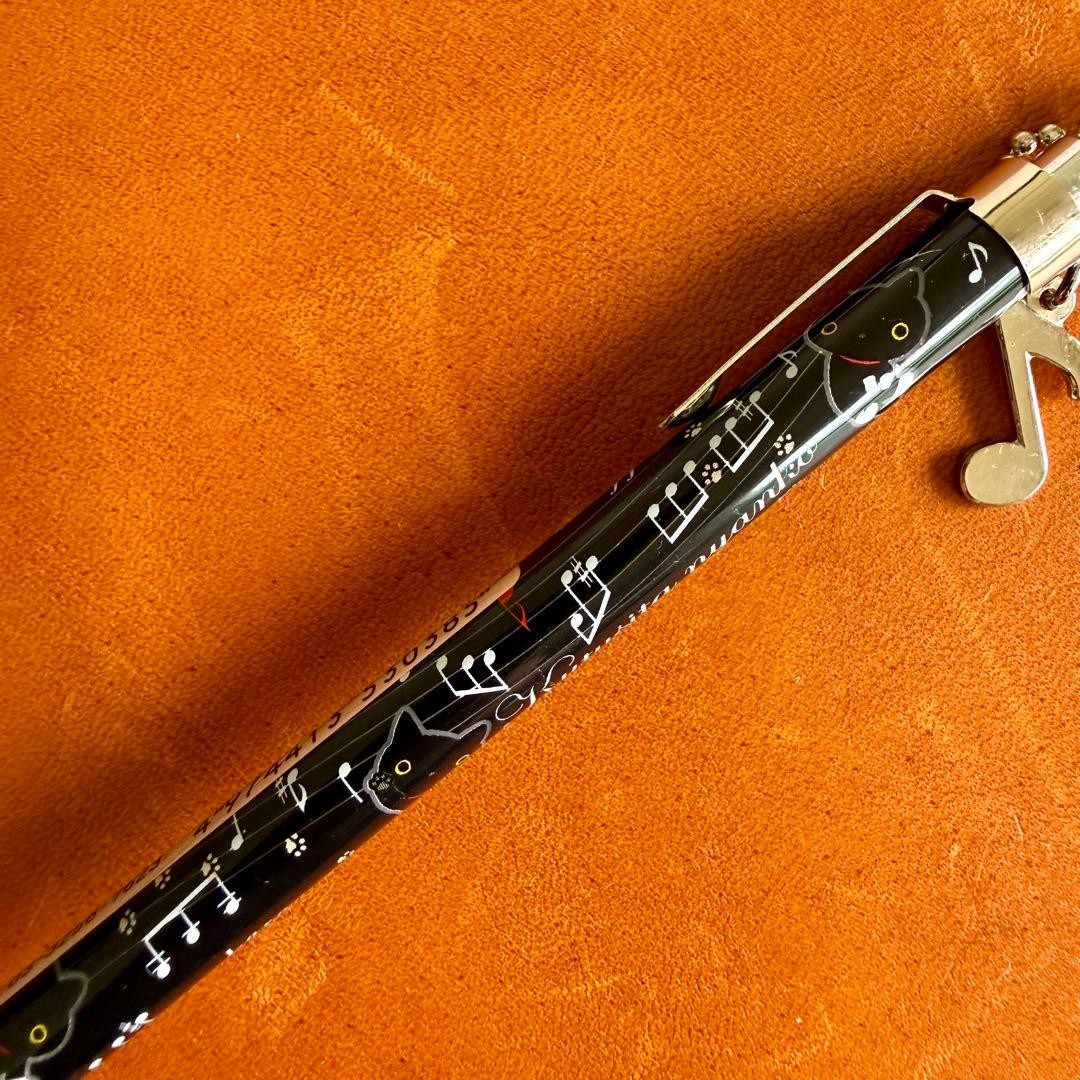 Socks Cat Kutusita nyanko mechanical pencil with musical note charm