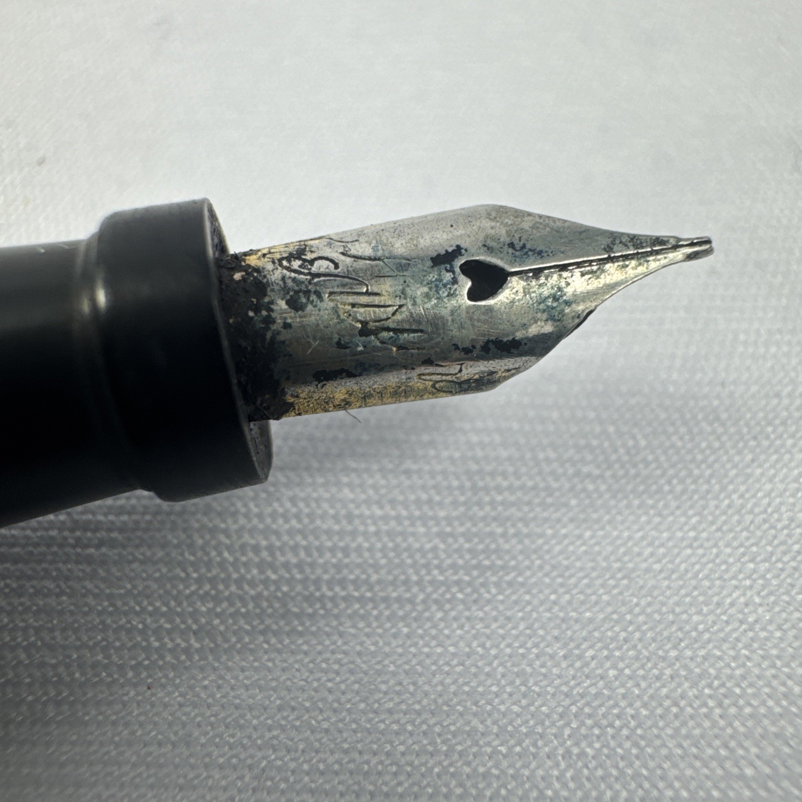 Vintage Mechanical & Fountain Pen Marbeled Rare Writing Instrument
