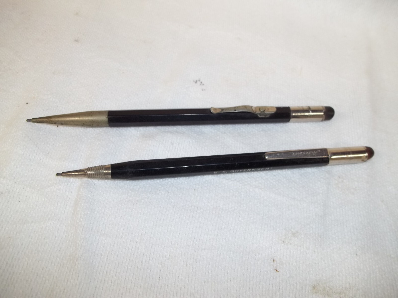 A+3 Lot of (2) VERY EARILY AUTOPOINT Mechanical Lead Pencils