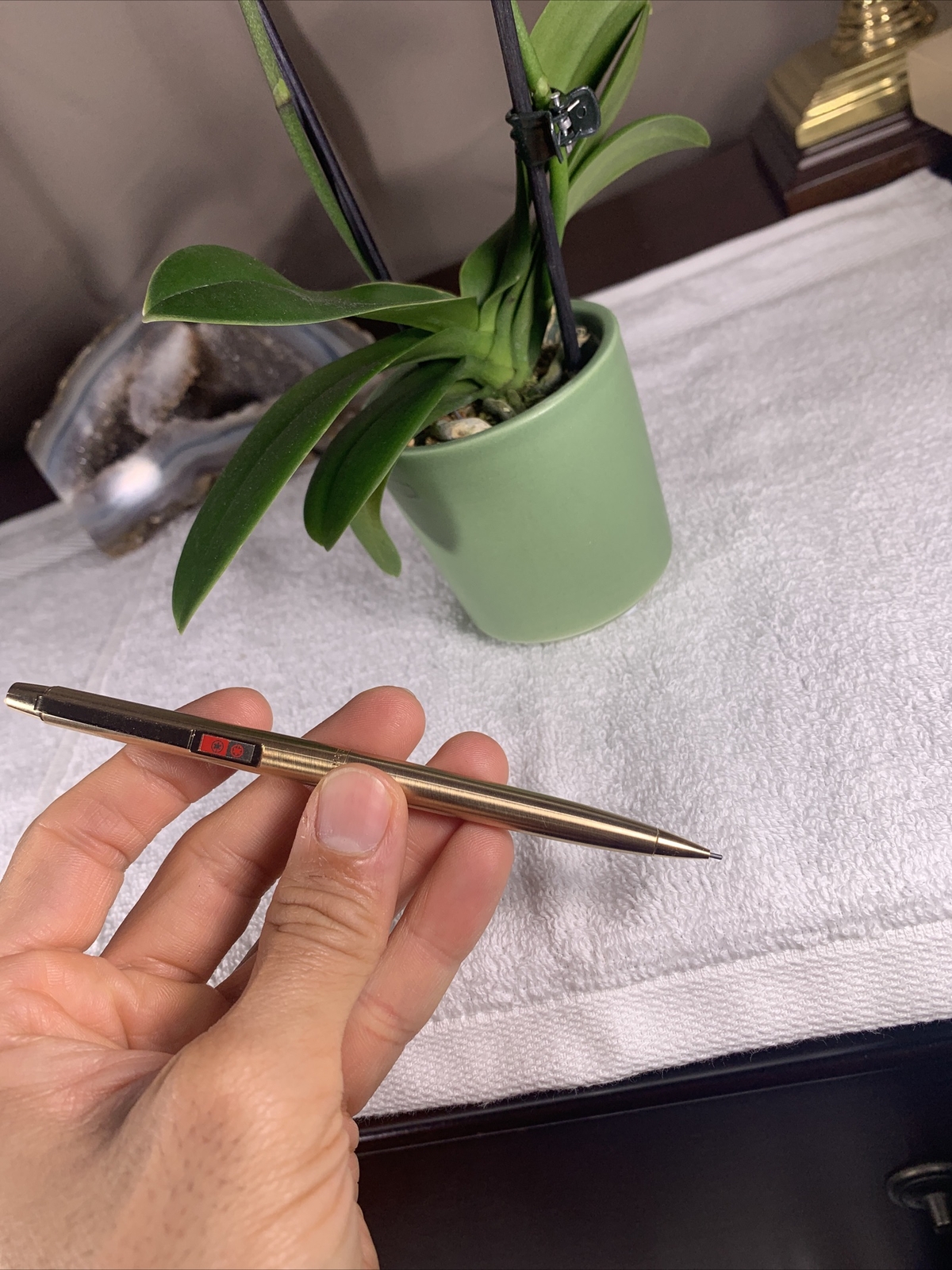 Vintage Gold Plated PAPERMATE twist Mechanical Pencil RARE Red Maple Leaf