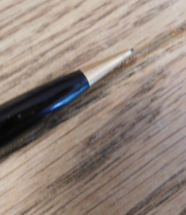 1940s Brown & Gold Sheaffer’s 400 mechanical pencil! Gold trim Military clip.