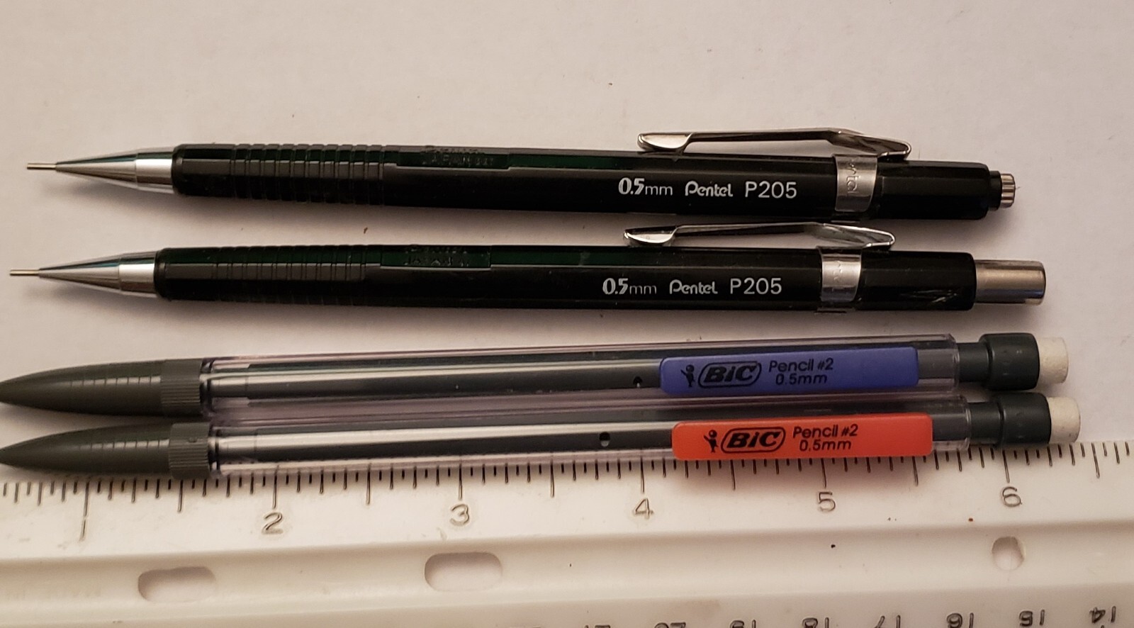4 Vintage Mechanical Pencils 2 PENTEL 205 0.5 mm Japan, 2 BIC # 2 0.5mm R25