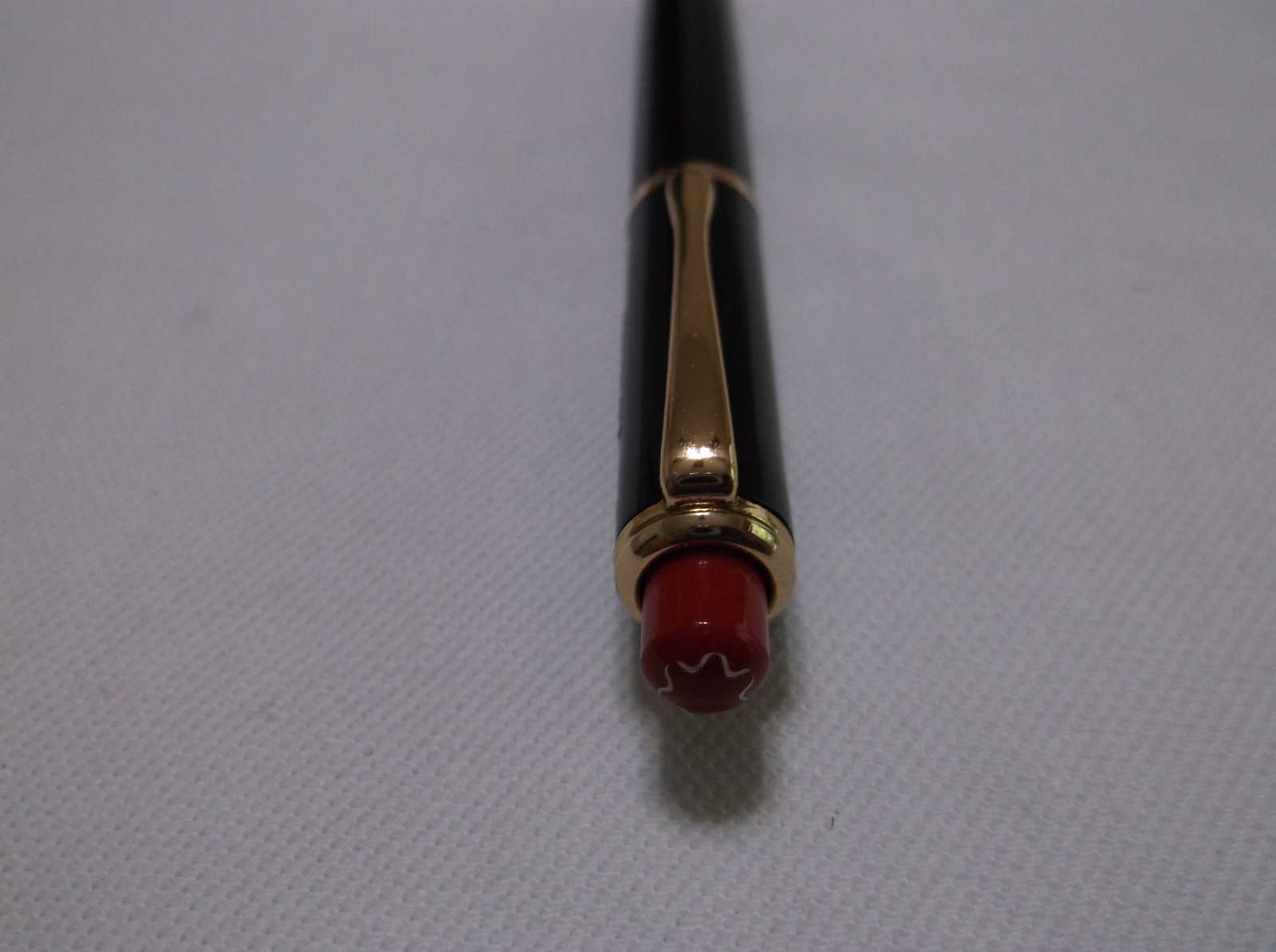 MONTBLANC PIX # 372 BLACK MECHANCIAL PENCIL WITH RED PUSH BUTTON/ 1.18 mm lead