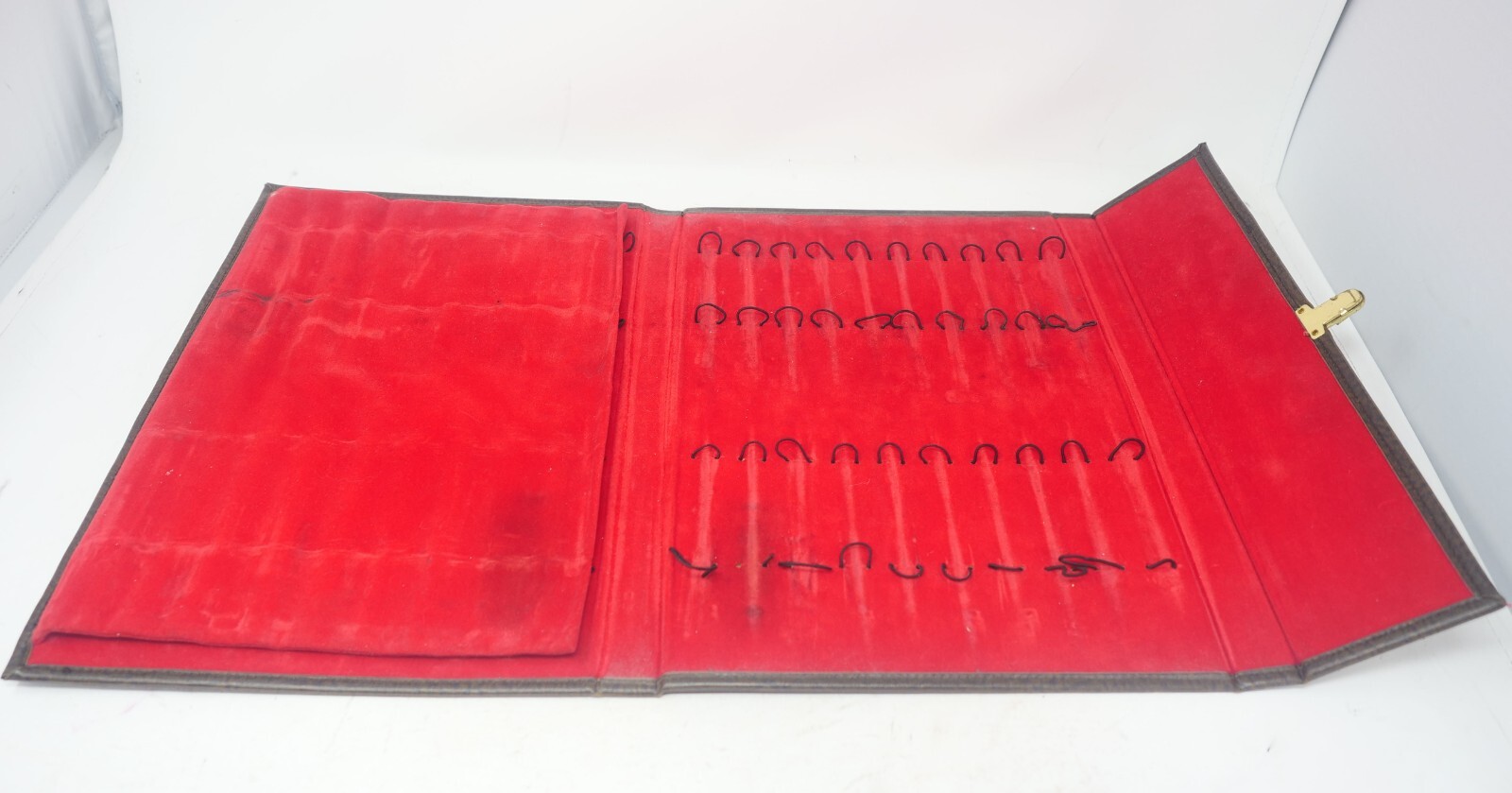 Large Papermate Gillette Salesmans Sample/Retail Display Storage Case/Folio.