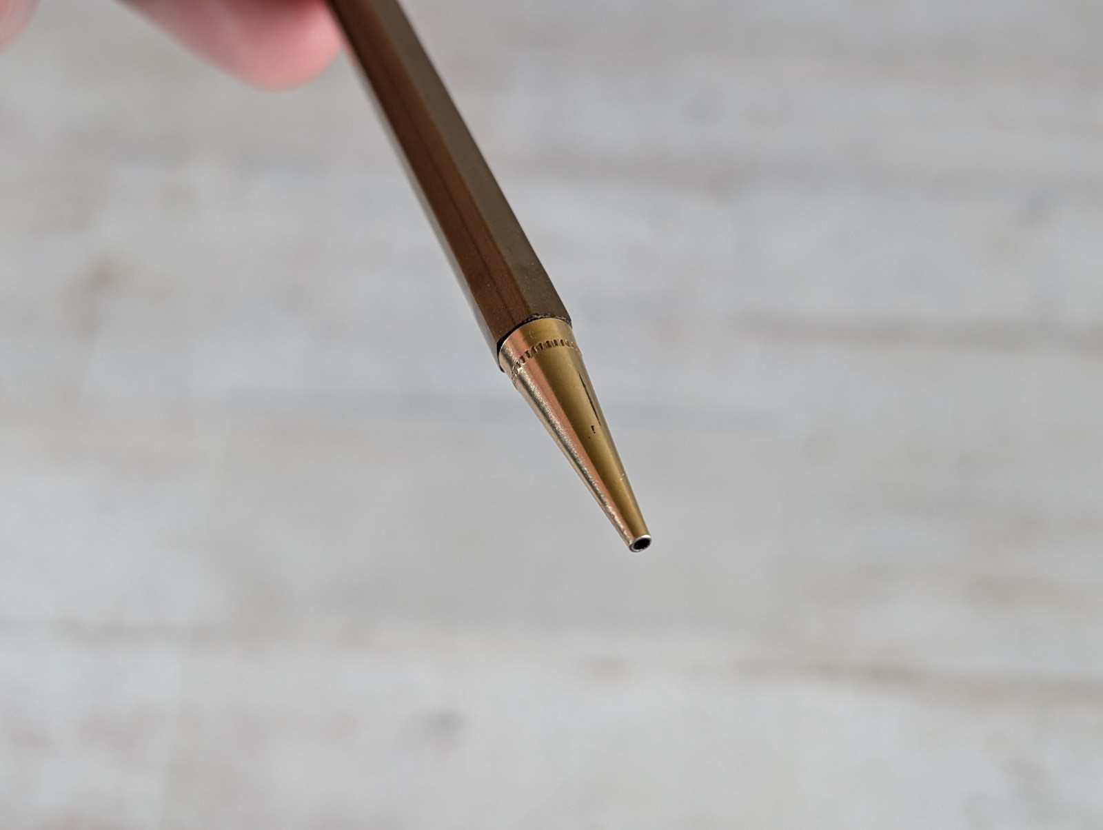 Vintage Stick Magnetic Mechanical Twist Pencil Peal Gold Bulb Top Pat 2505075