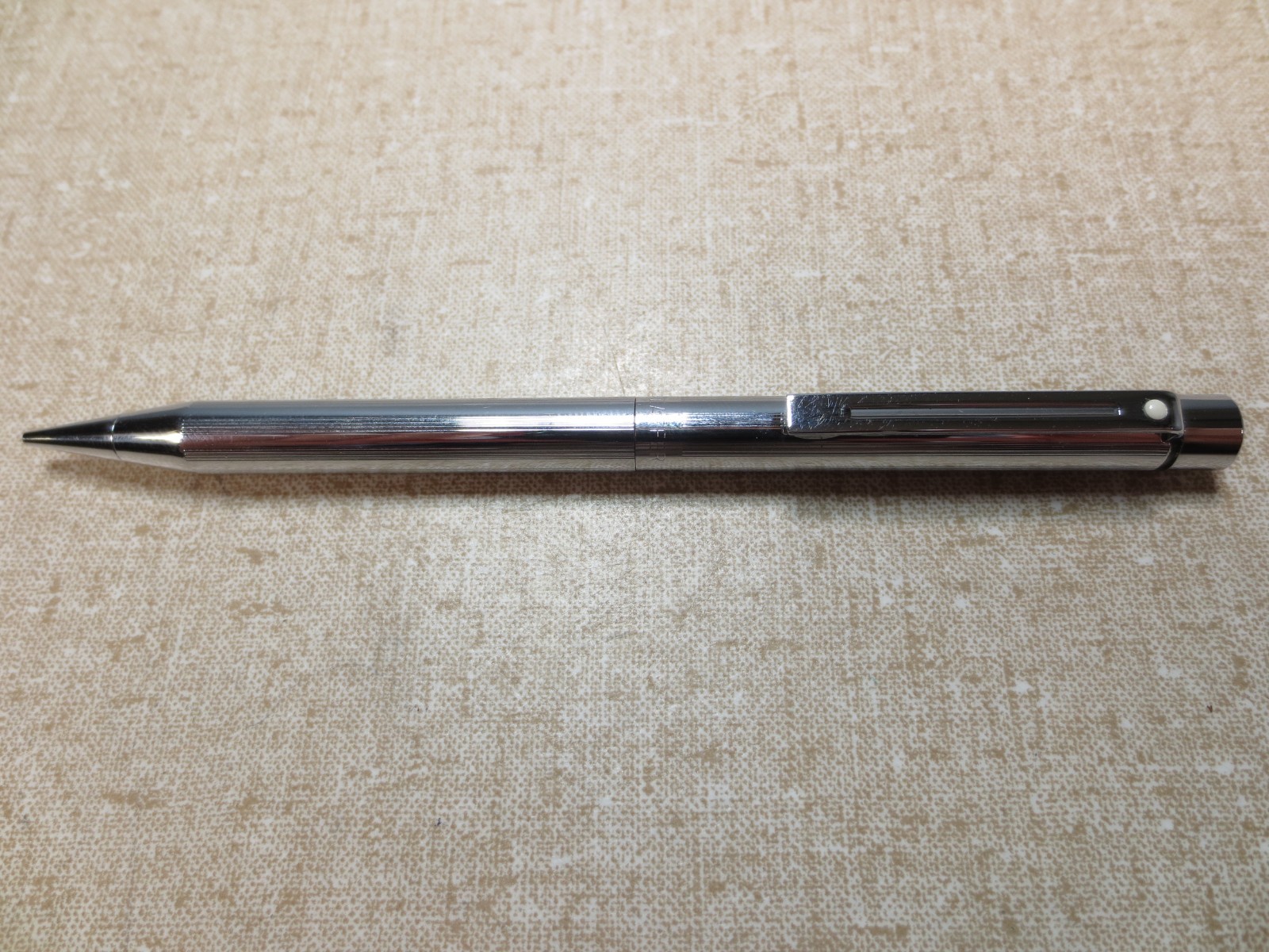 Sheaffer Targa Brushed Stainless Steel 0.7mm Pencil Metal White Dot Lined