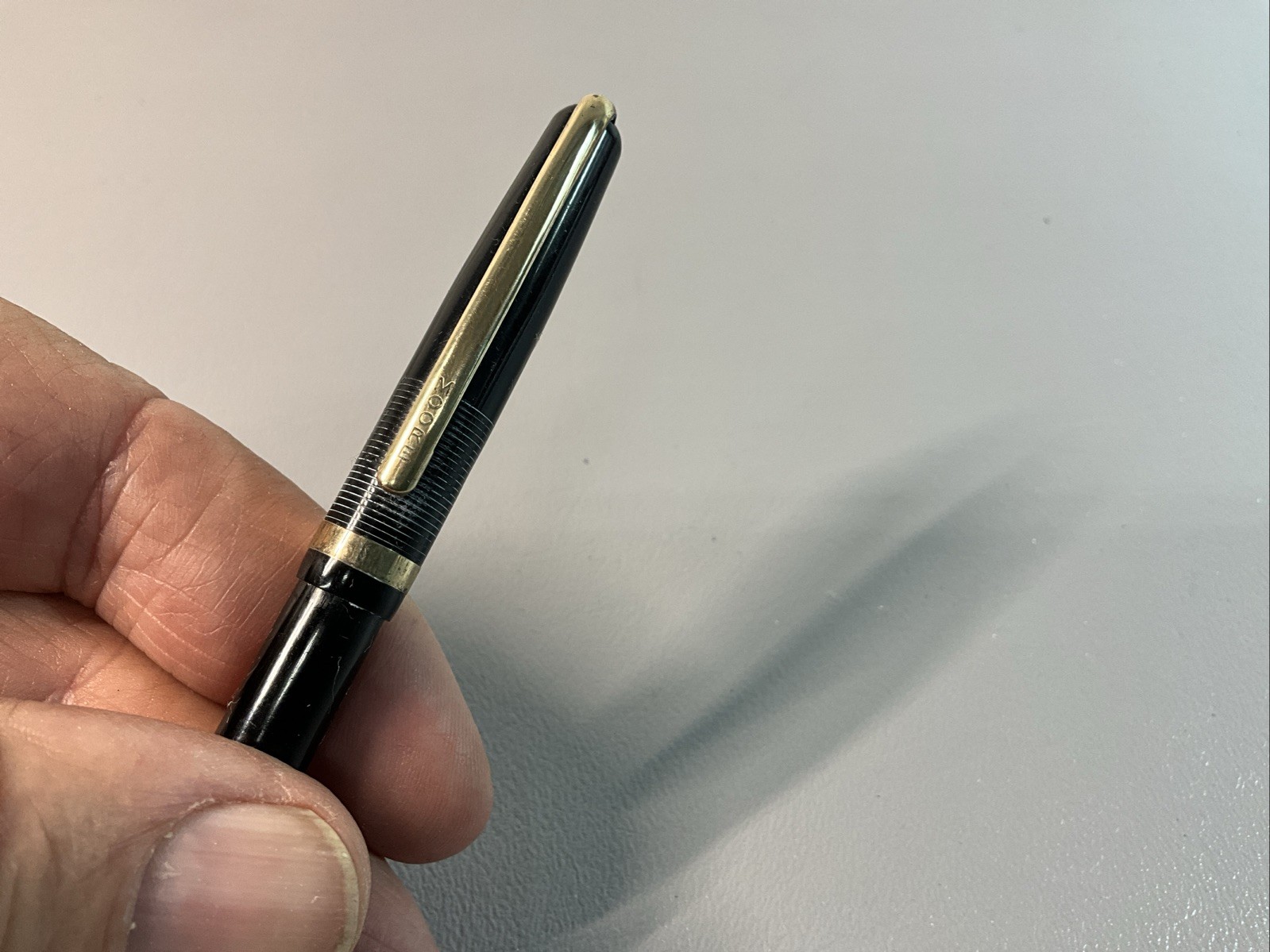VINTAGE 1930’S MOORE MECHANICAL PENCIL. WORKS, BLACK WITH GOLD TRIM. 5 1/8(S1268